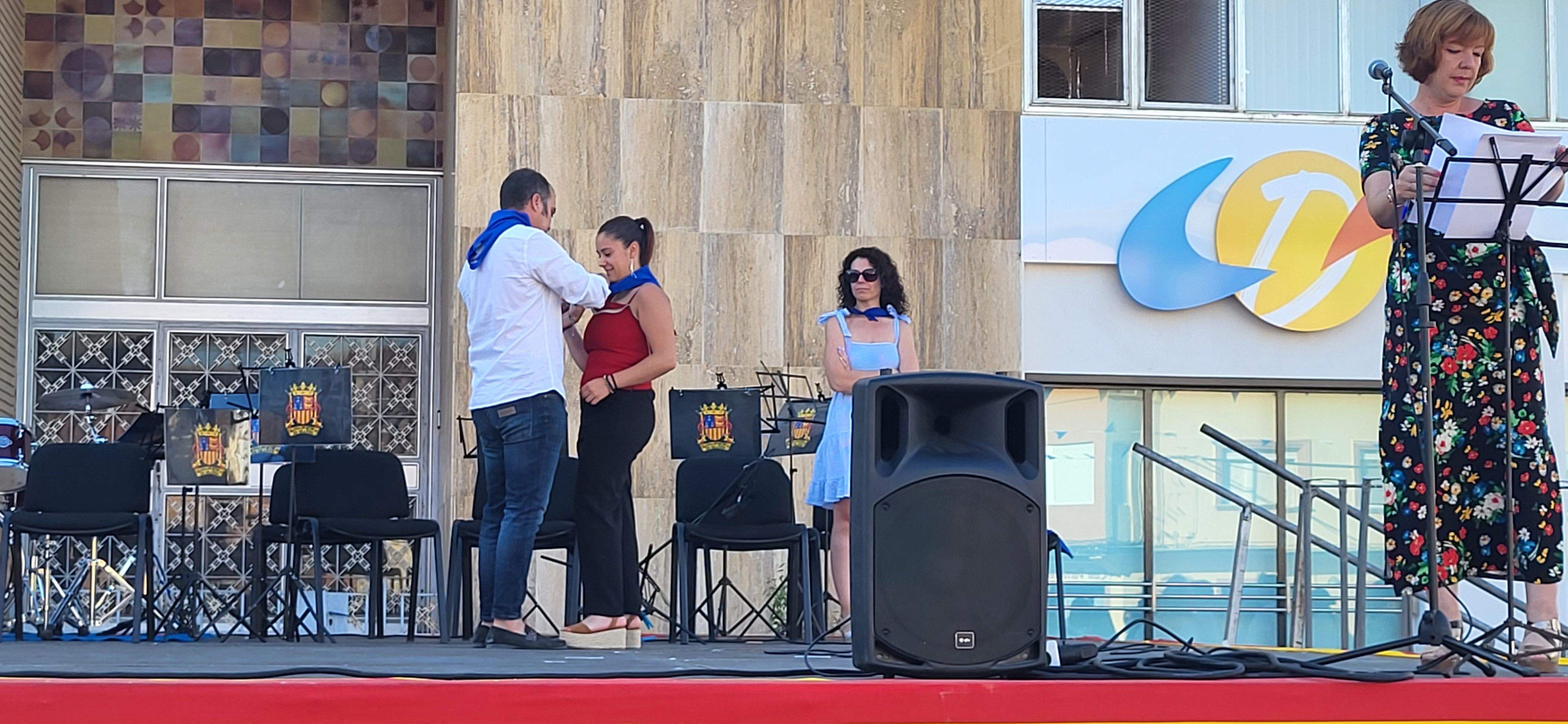 Presentación de los quintos y la entrega de pañoletas a los bebés en Grañén. Foto: Mercedes Manterola