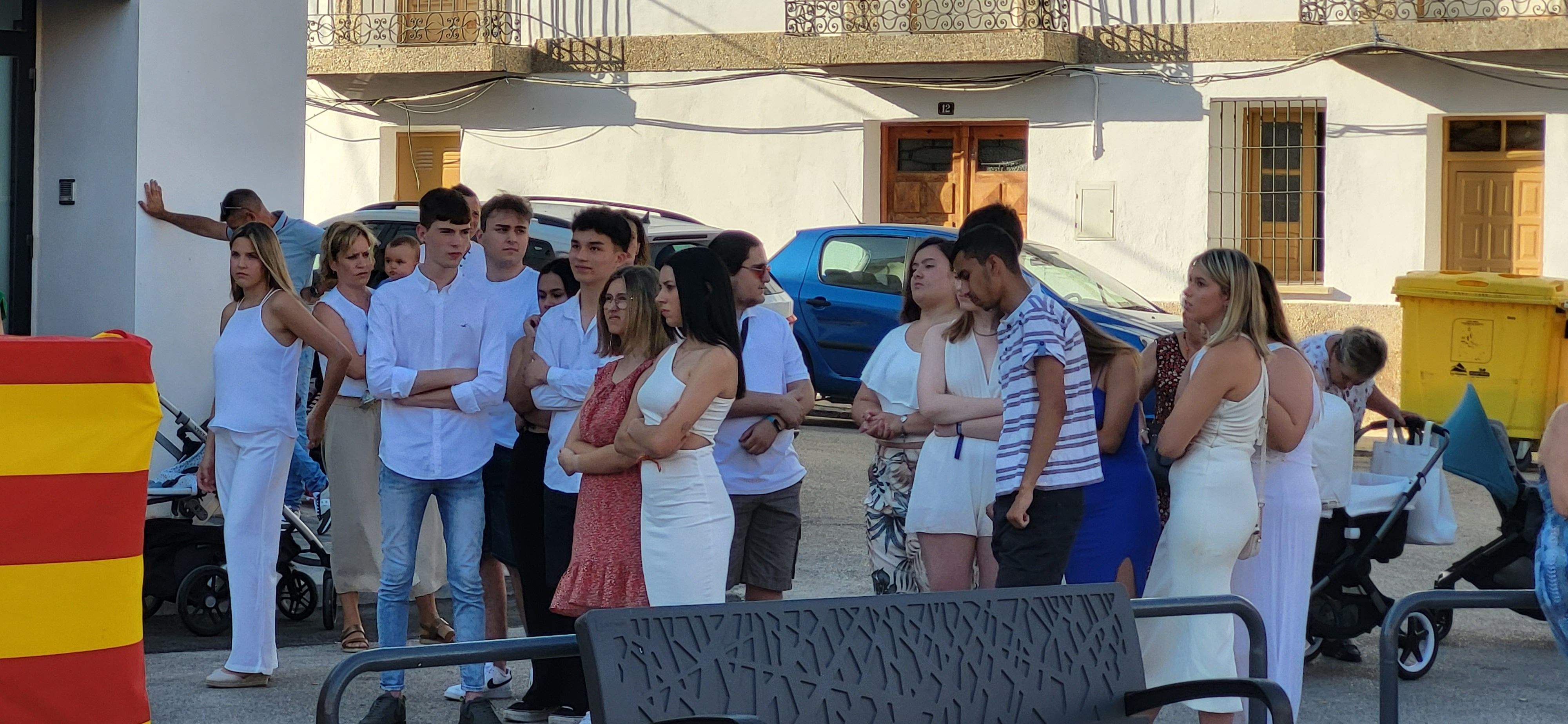 Presentación de los quintos y la entrega de pañoletas a los bebés en Grañén. Foto: Mercedes Manterola