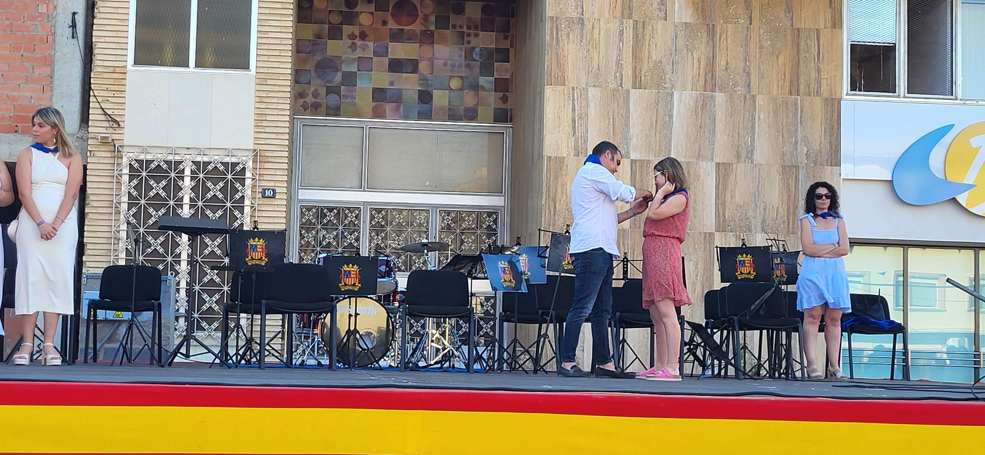 Presentación de los quintos y la entrega de pañoletas a los bebés en Grañén. Foto: Mercedes Manterola