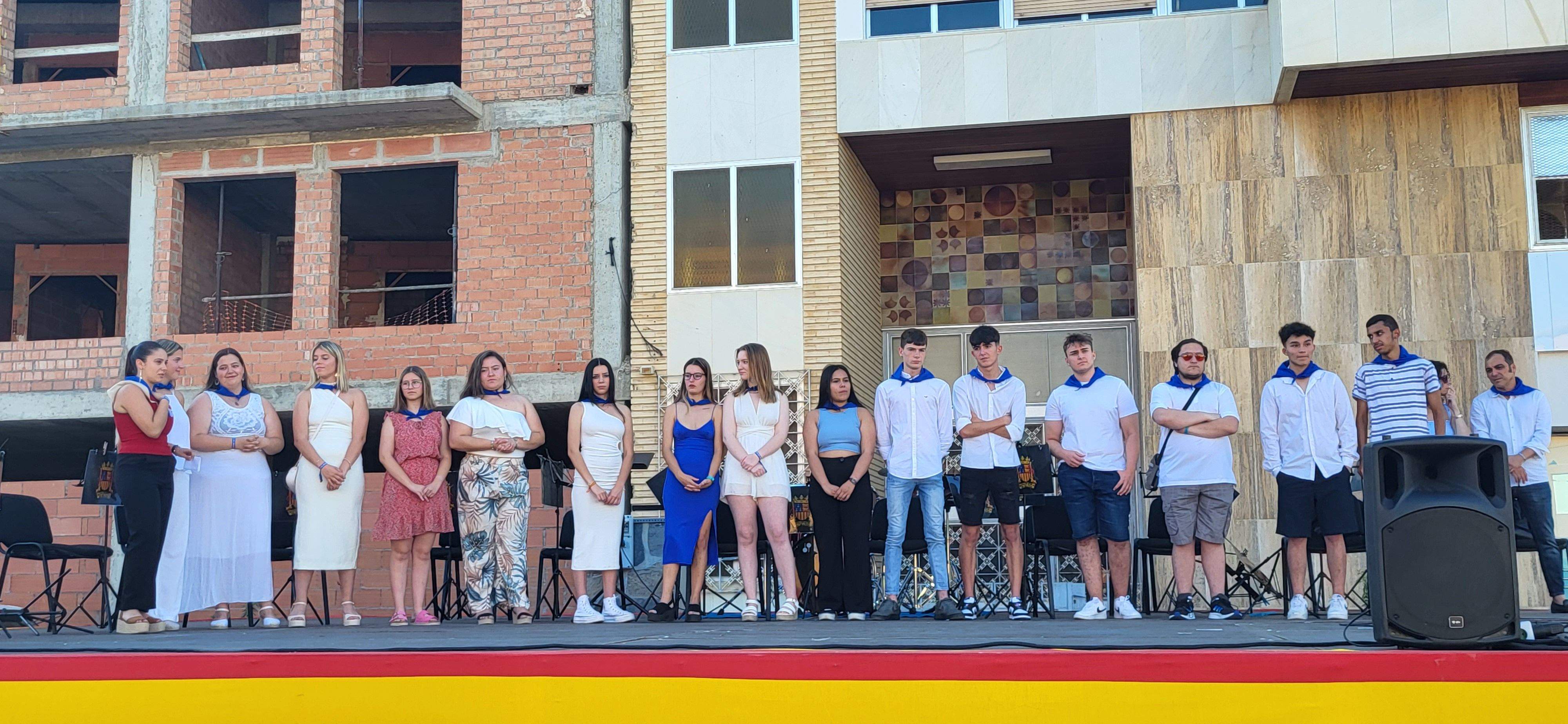Presentación de los quintos y la entrega de pañoletas a los bebés en Grañén. Foto: Mercedes Manterola