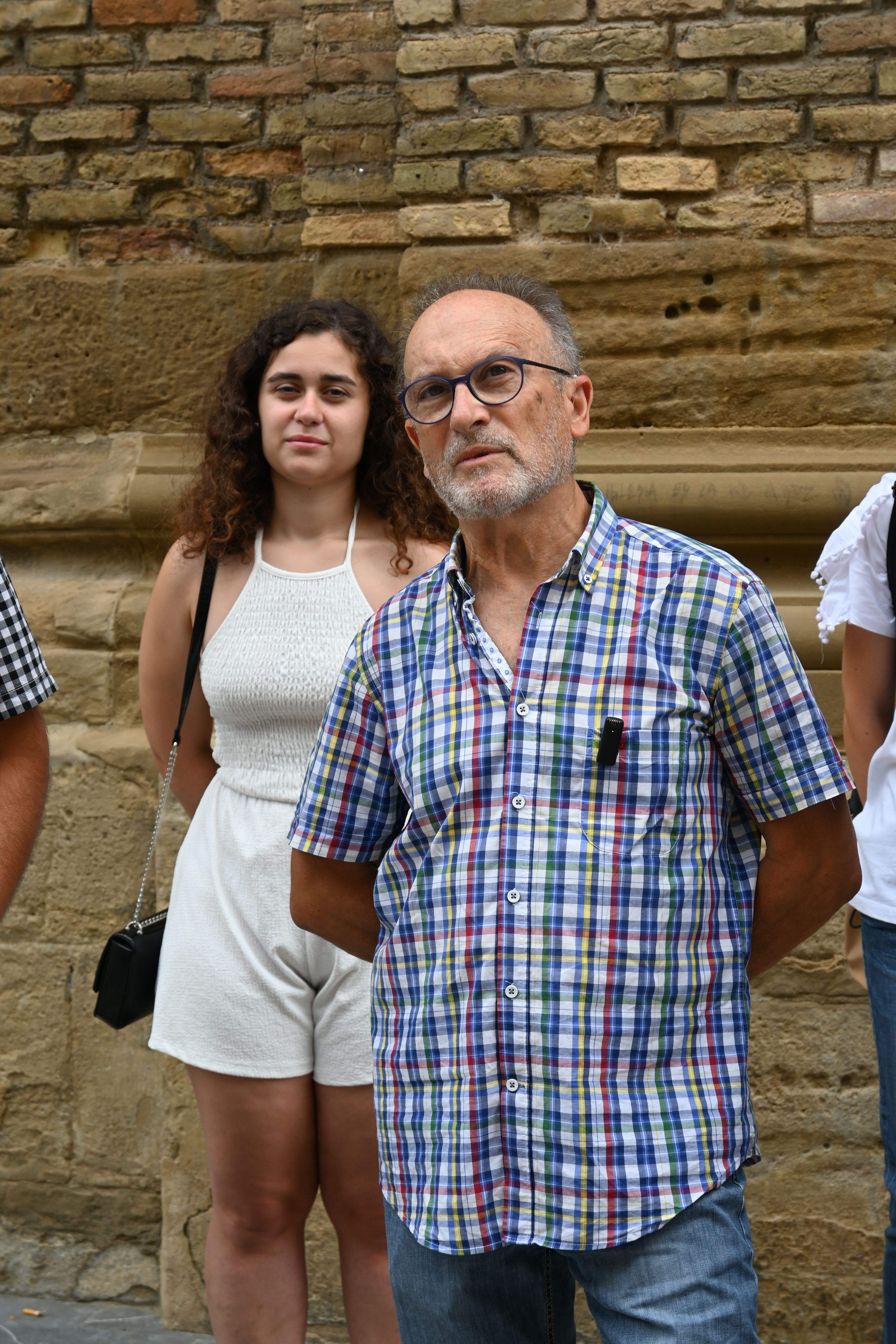 Los cuatro danzantes entrantes y los cuatro salientes. Foto Carlos Jalle