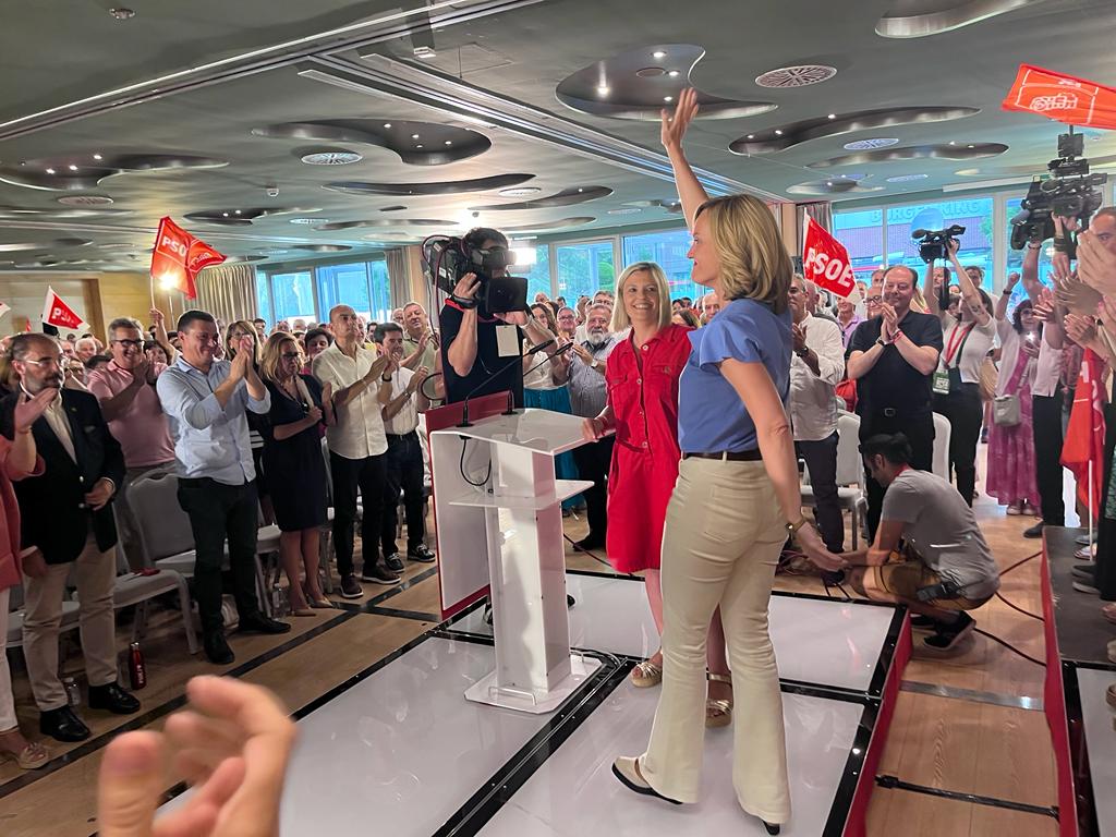 Pilar Alegría en el acto electoral en Huesca. Foto: Mercedes Manterola