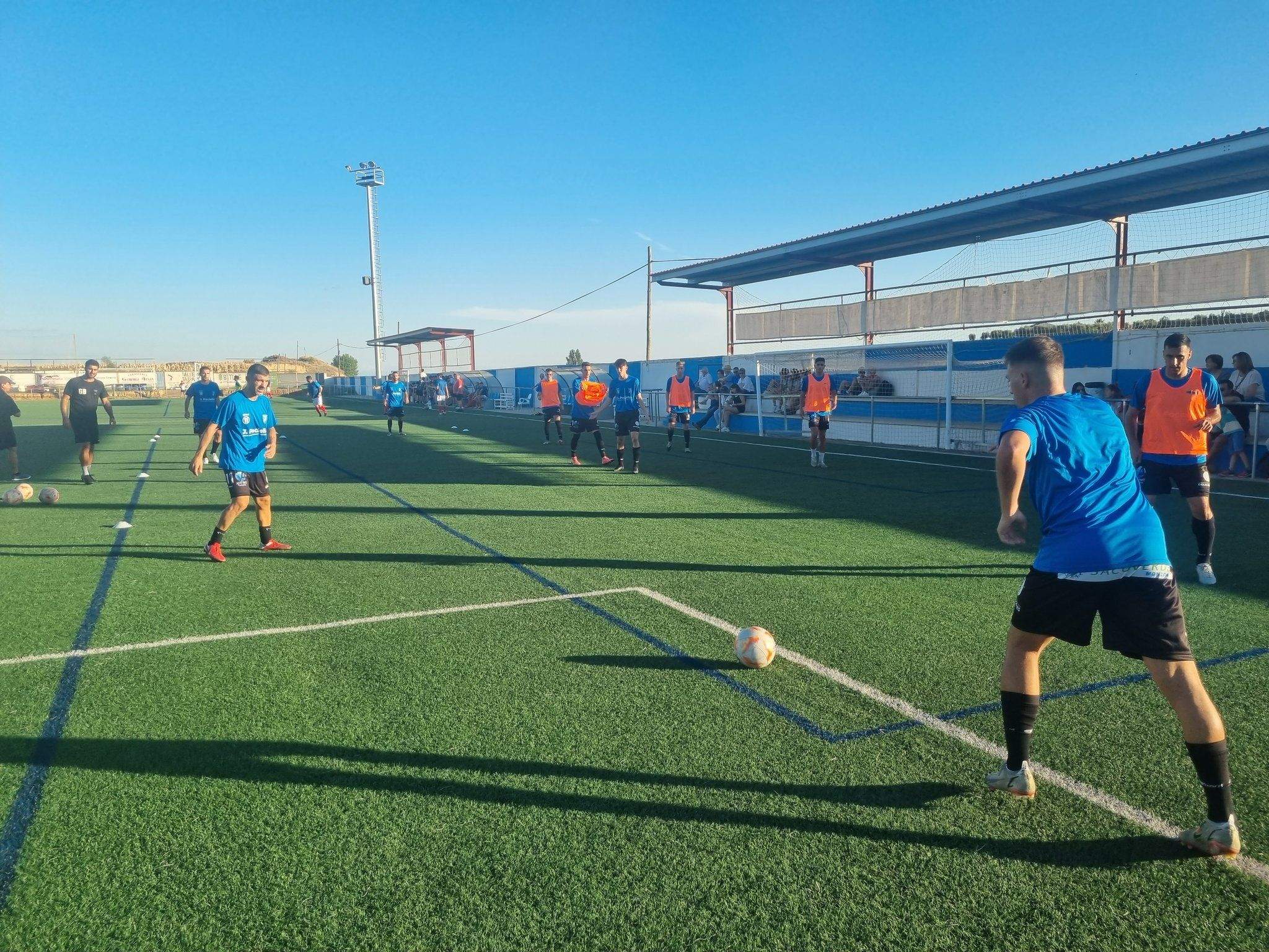 Calentamiento en La Colomina antes del Tamarite-Monzón. 