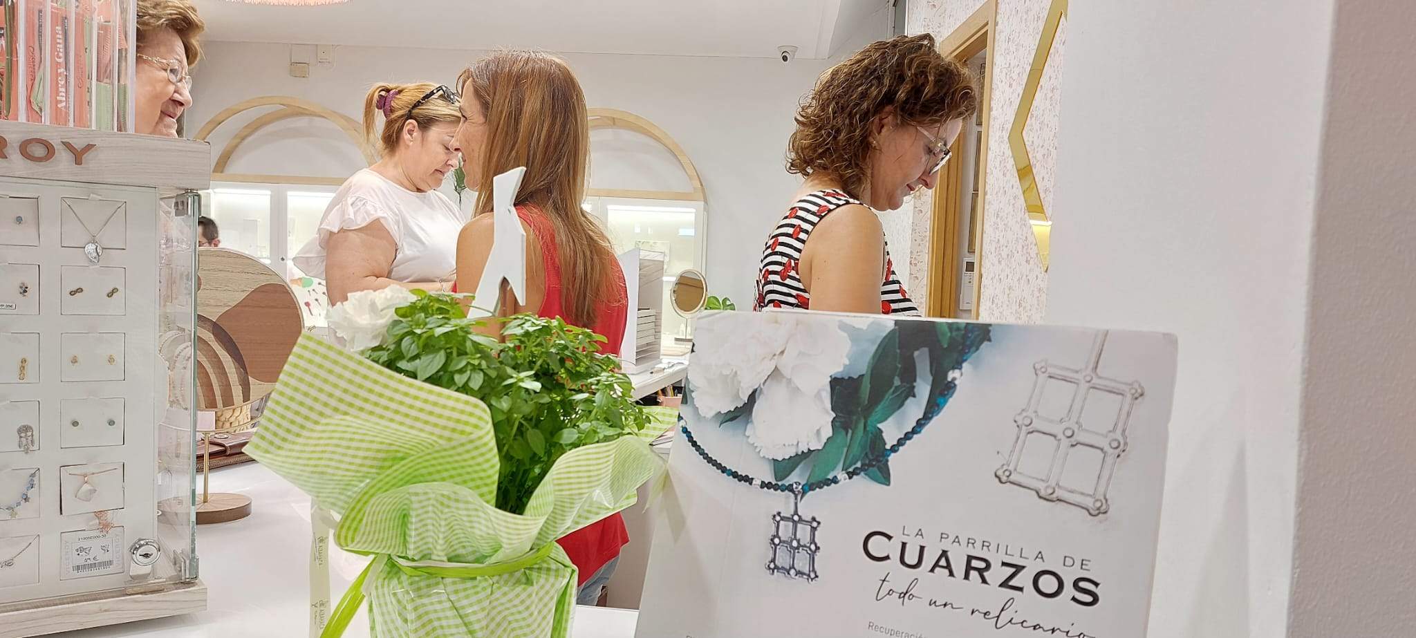 La parrilla que reproduce el relicario original con el hueso de San Lorenzo