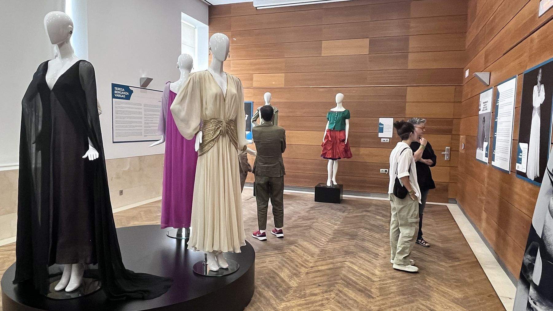 Exposición de trajes de Teresa Berganza en Panticosa