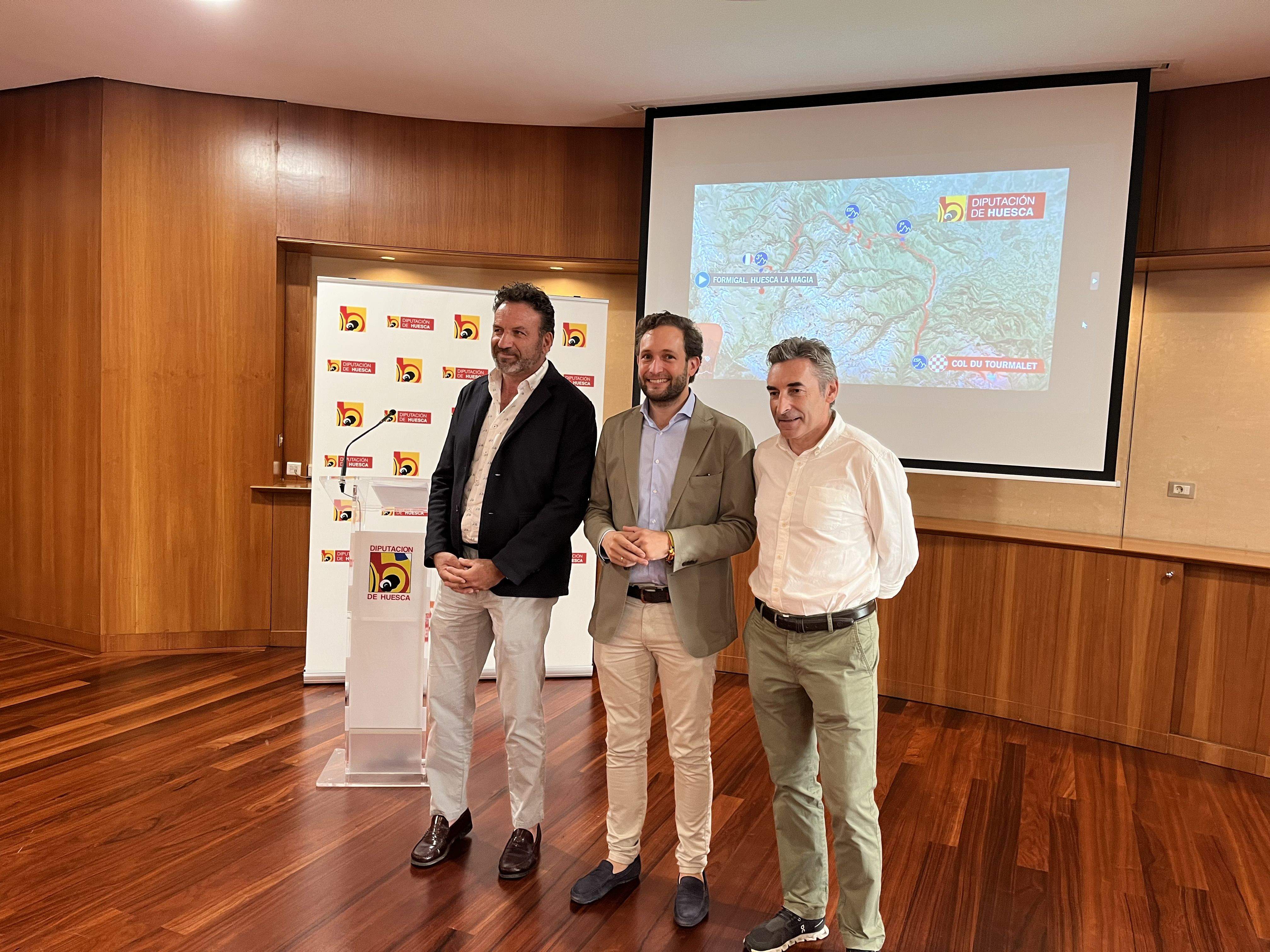 Gericó, Claver y Escartín, este jueves en la presentación de la etapa reina de La Vuelta 2023. Foto: Adrián Mora