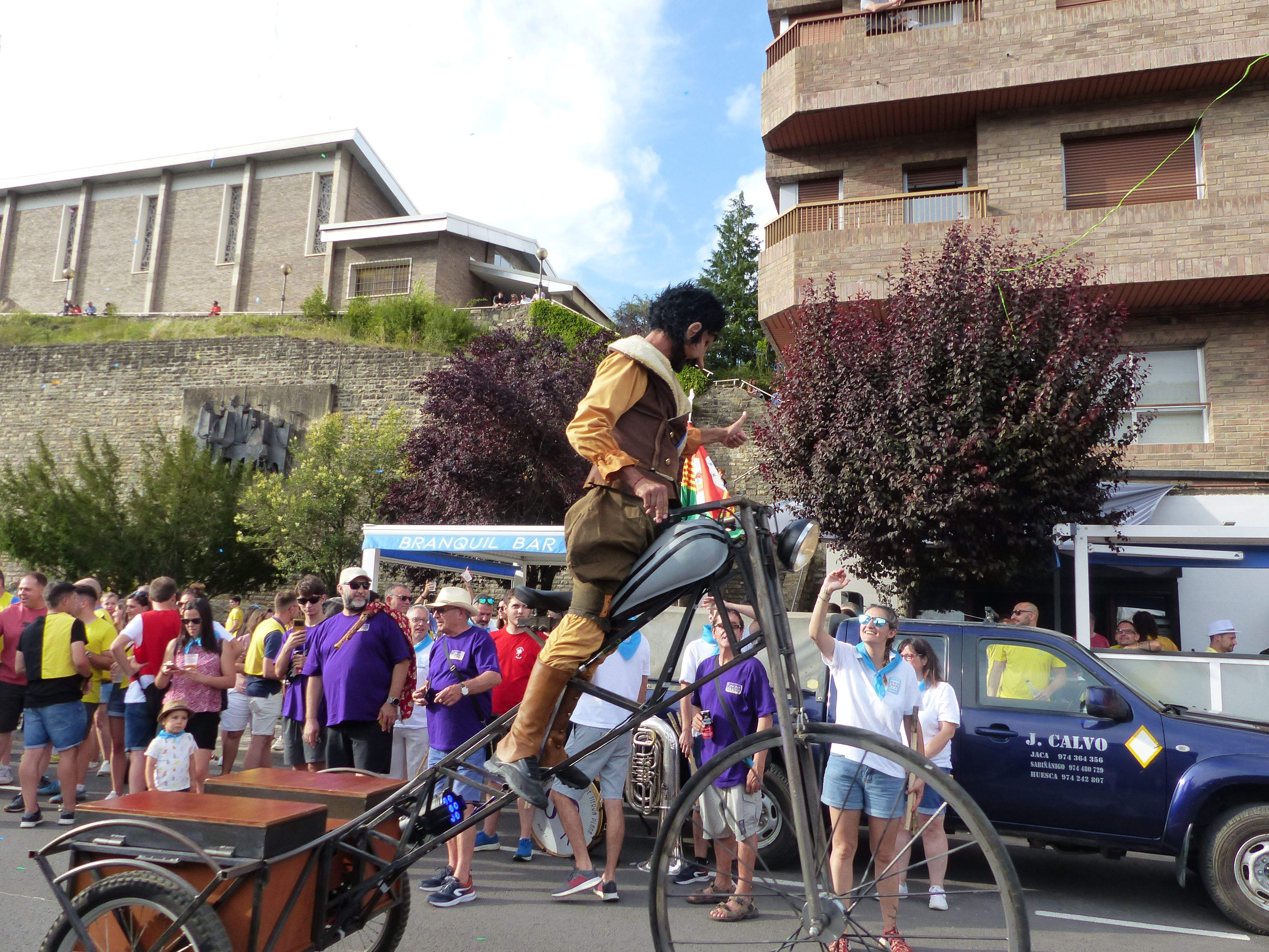 Inicio de las fiestas de Santiago 2023 en Sabiñánigo.