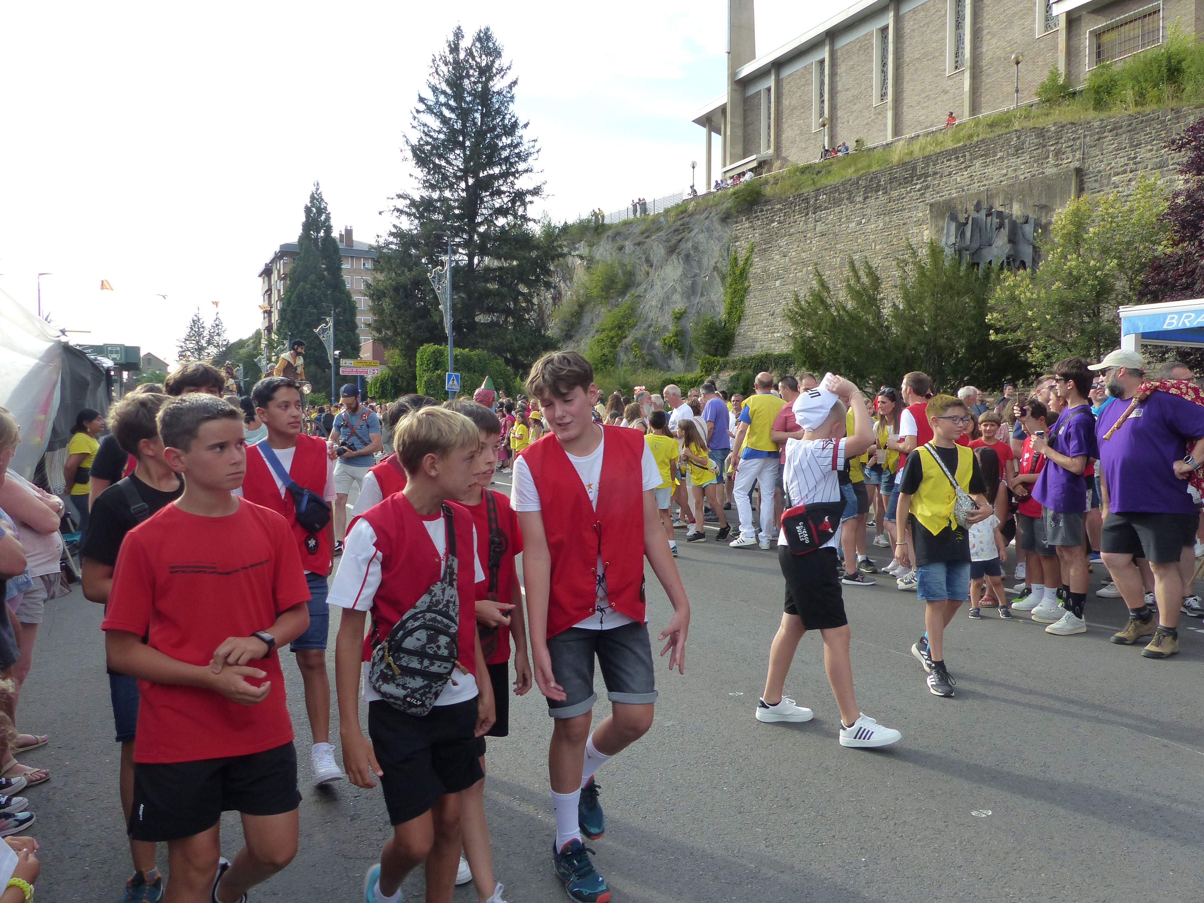 Inicio de las fiestas de Santiago 2023 en Sabiñánigo.
