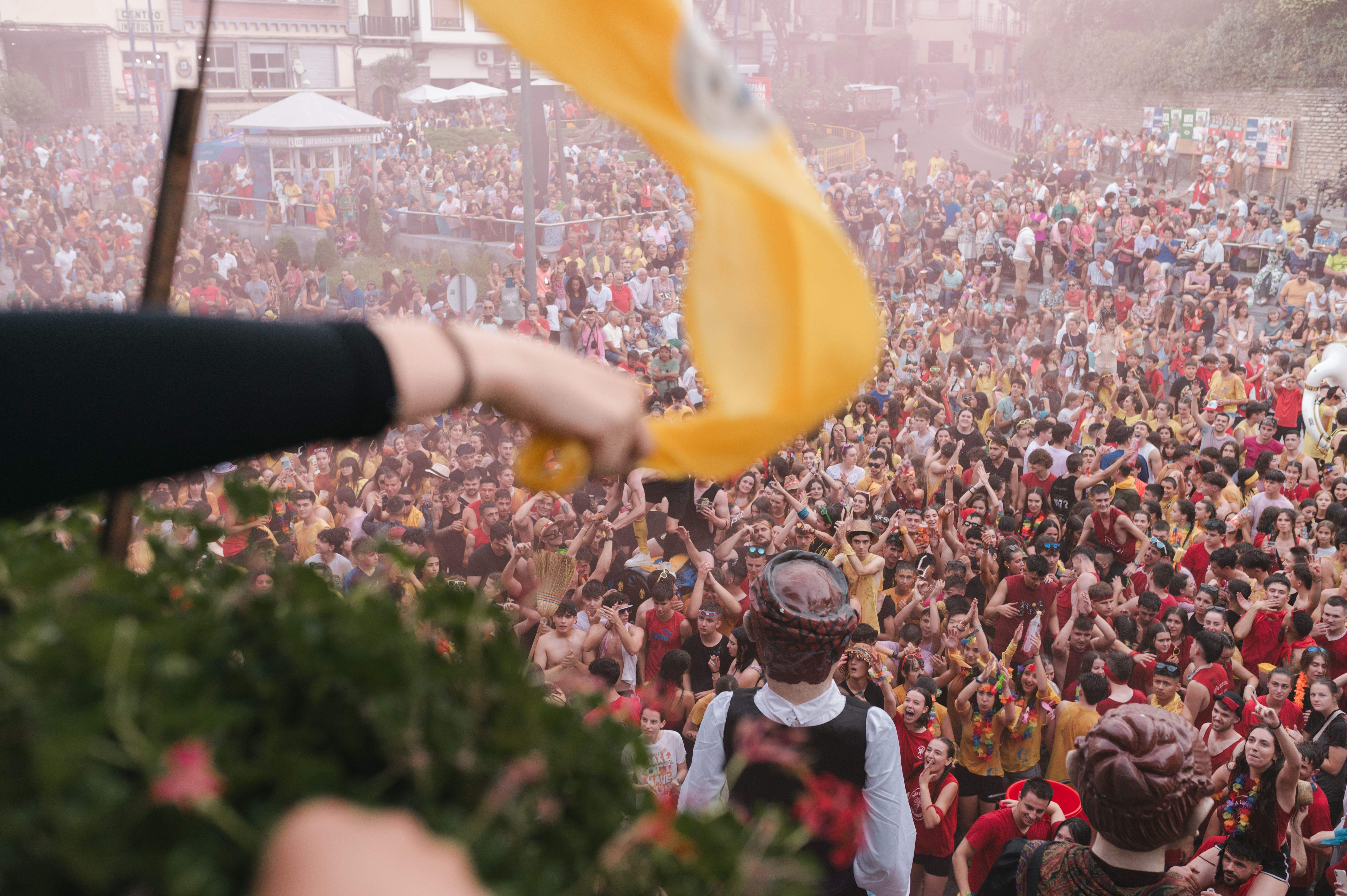Inicio de las fiestas de Santiago 2023 en Sabiñánigo.