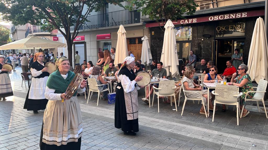 Celebración de la XXIII edición del Festival Folclórico Castillo de Montearagón. Foto: Mercedes Manterola