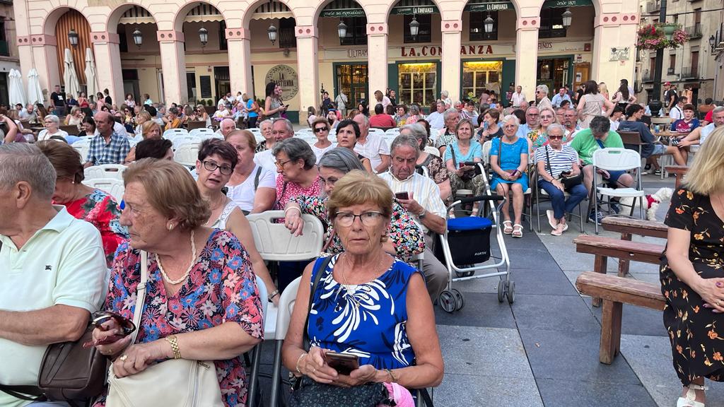 Celebración de la XXIII edición del Festival Folclórico Castillo de Montearagón. Foto: Mercedes Manterola