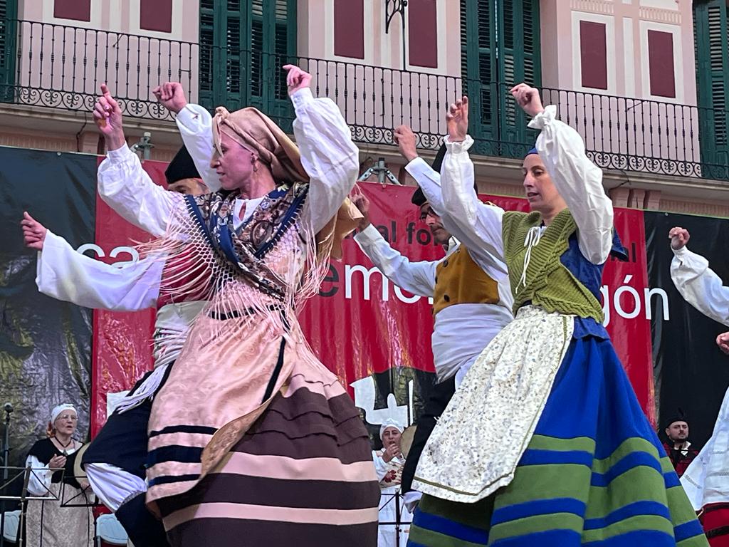Celebración de la XXIII edición del Festival Folclórico Castillo de Montearagón. Foto: Mercedes Manterola