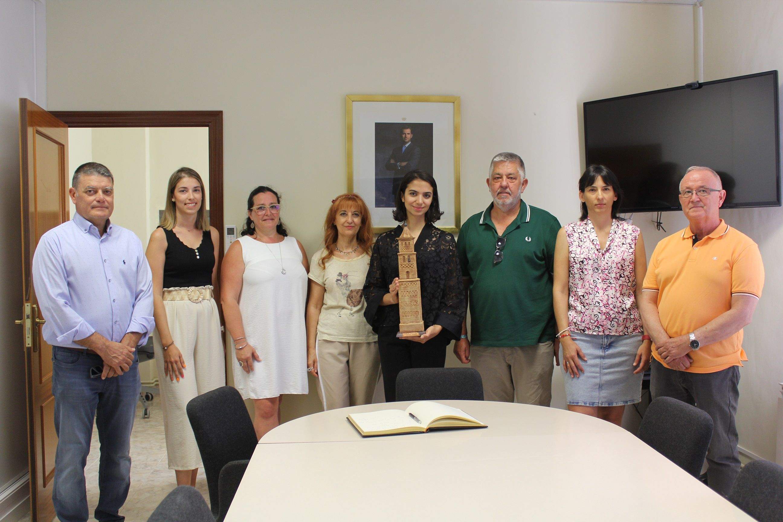 Autoridades y premiados.