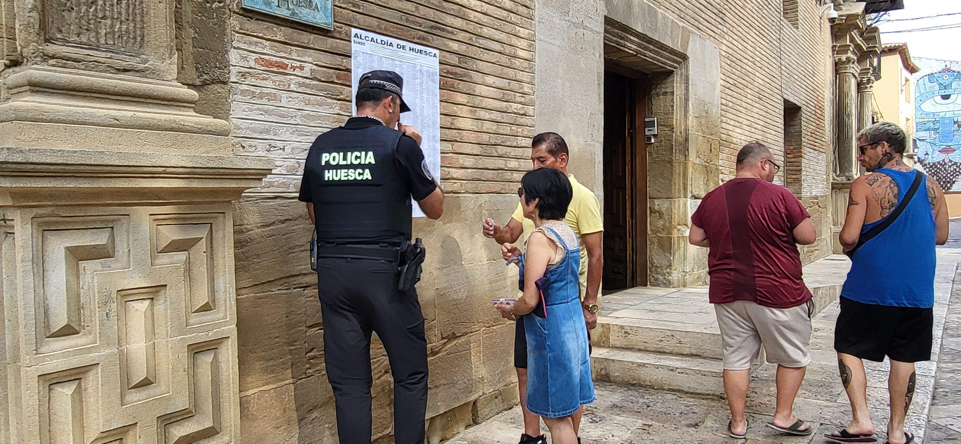 Votaciones en las elecciones generales del 23J en el colegio del Ayuntamiento. Foto: Mercedes Manterola