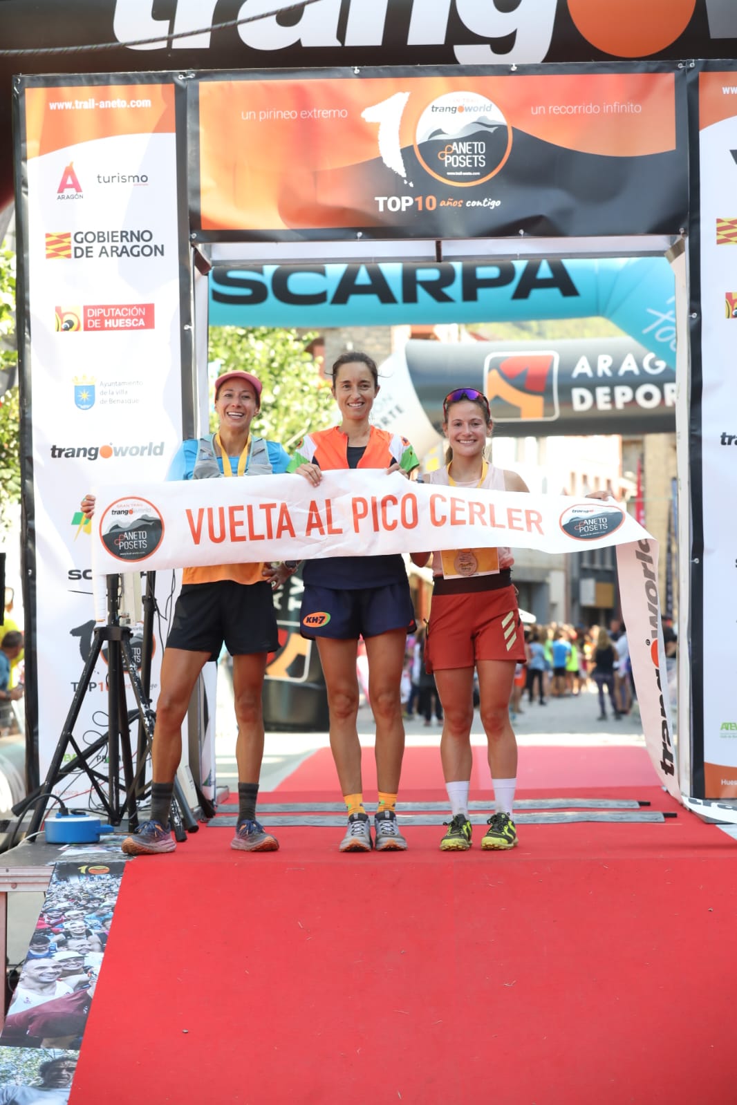 Vuelta al Pico Cerler. Foto Javier Barahona