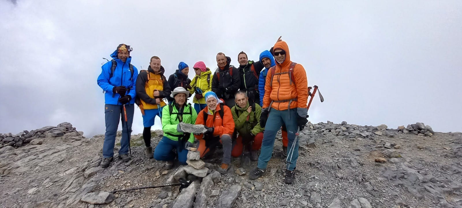 El grupo en el casco de Marboré.