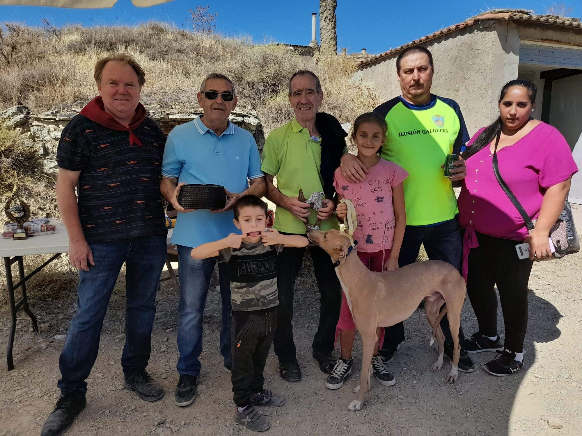 Carrera de galgos en Almudévar 