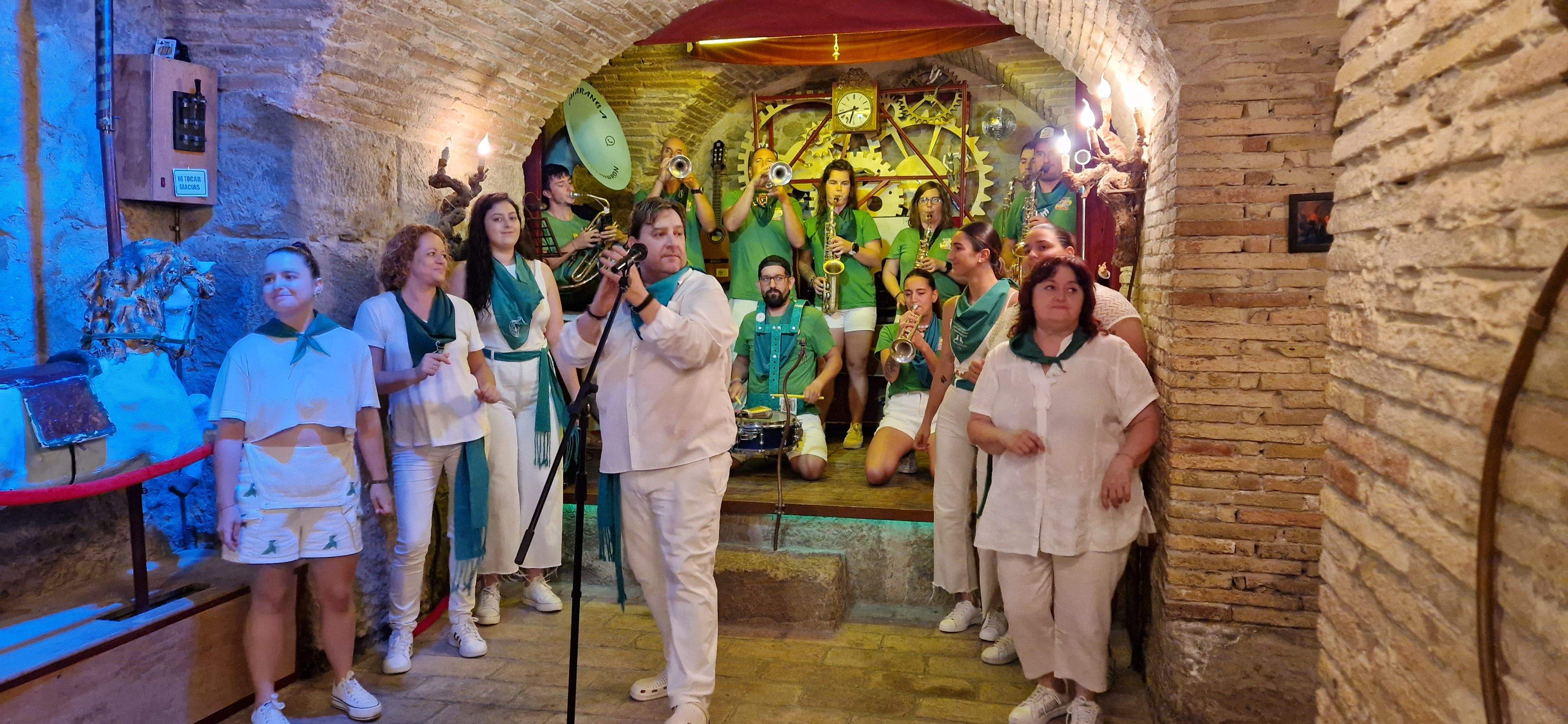 Grabación del vídeo de Toño Julve en La Confianza. Foto Myriam Martínez