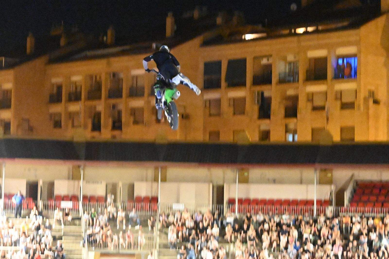 Espectáculo de Freestyle en la Plaza de Toros de Huesca. Foto Carlos Jalle
