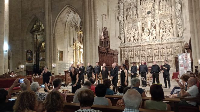 Numeroso público asistió al concierto de Capella de Ministrers. Foto I.A. Numeroso público asistió al concierto de Capella de Ministrers. Foto I.A.