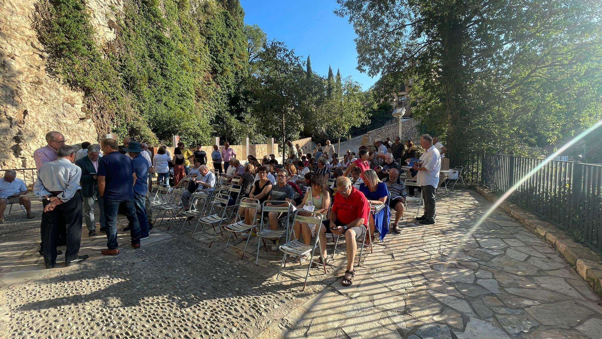 Presentación del libro sobre el cura José María Cabrero Bastarás. Foto Ignacio Almudévar