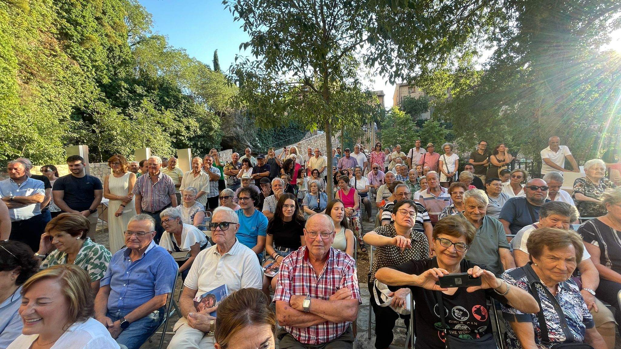 Presentación del libro sobre el cura José María Cabrero Bastarás. Foto Ignacio Almudévar