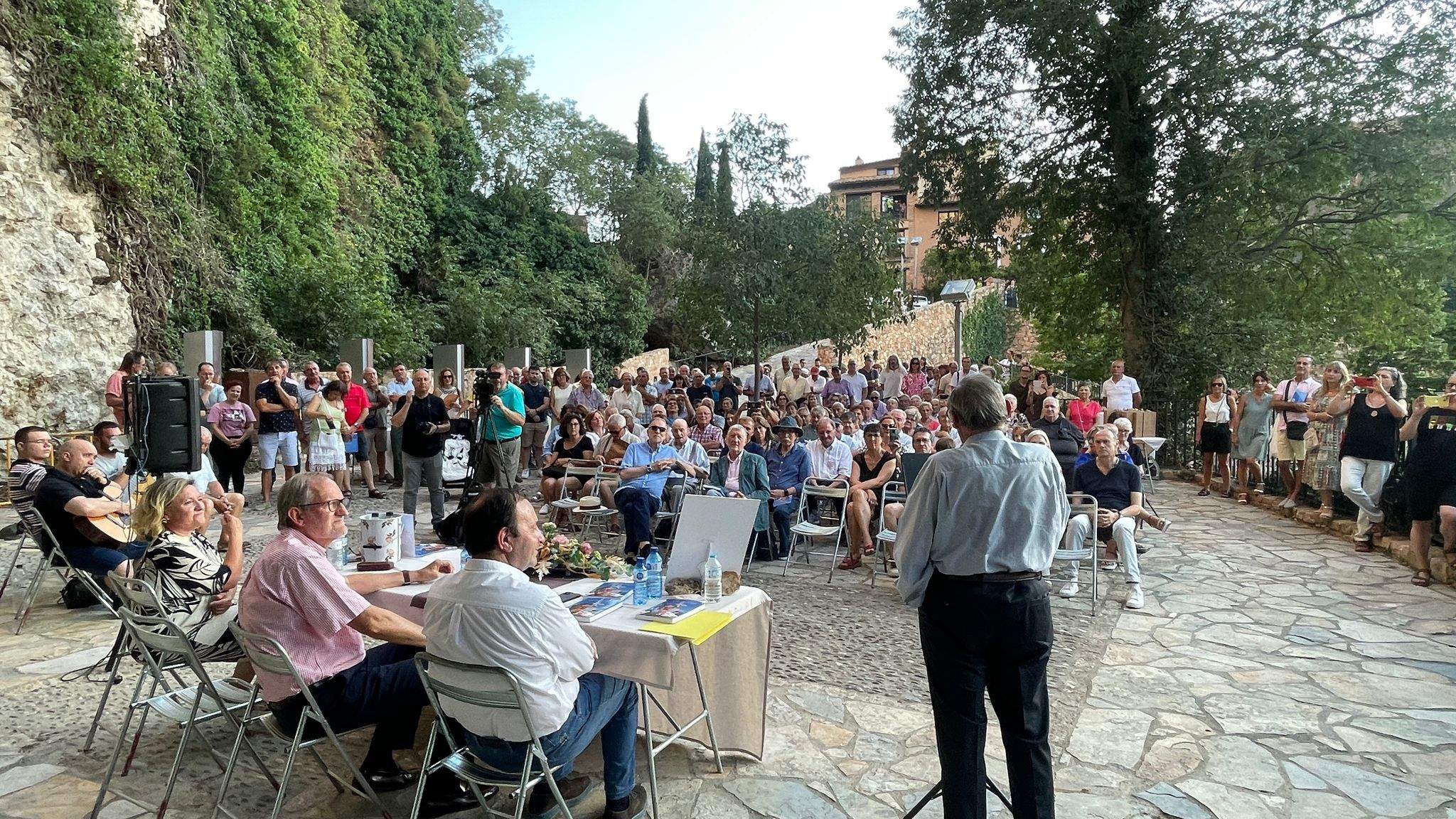 Presentación del libro sobre el cura José María Cabrero Bastarás. Foto Ignacio Almudévar