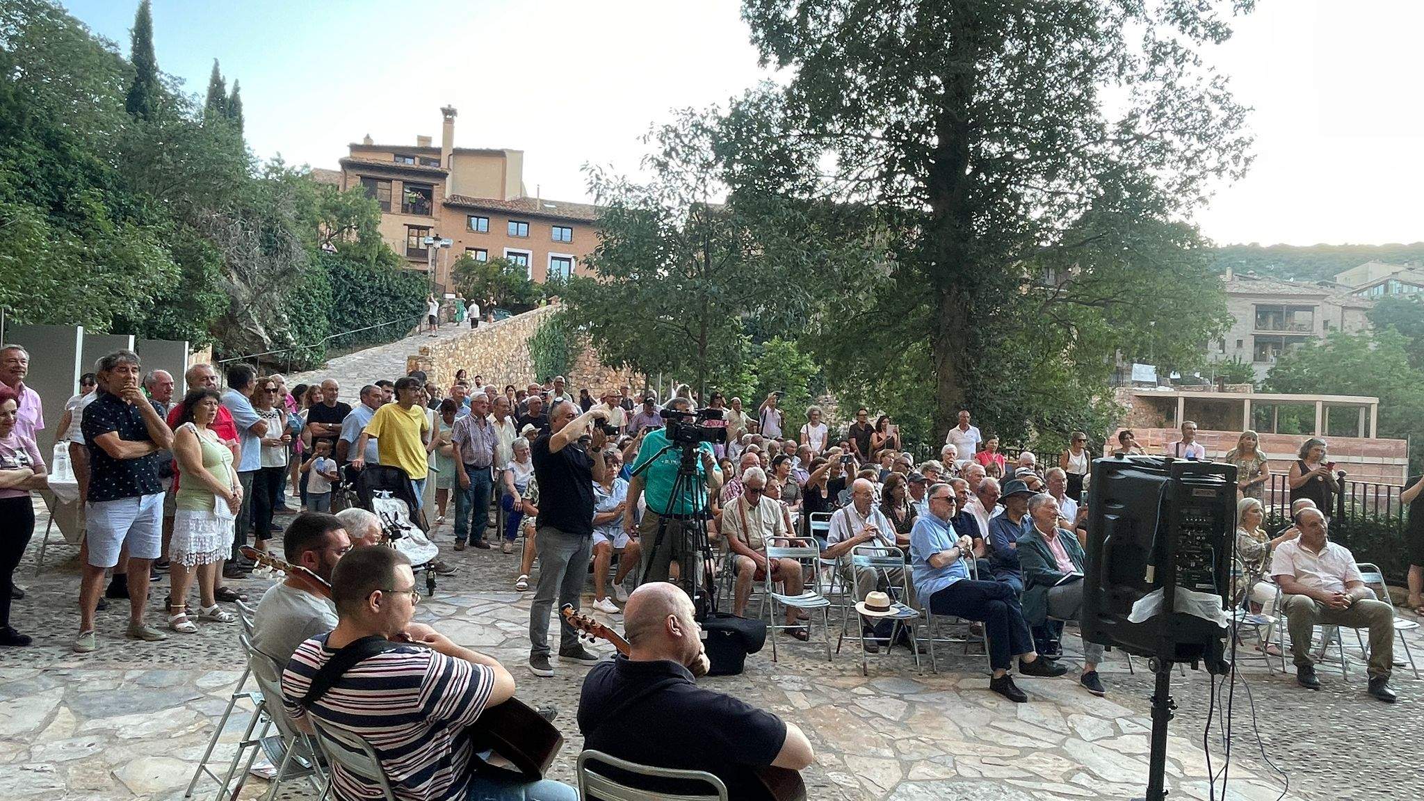 Presentación del libro sobre el cura José María Cabrero Bastarás. Foto Ignacio Almudévar