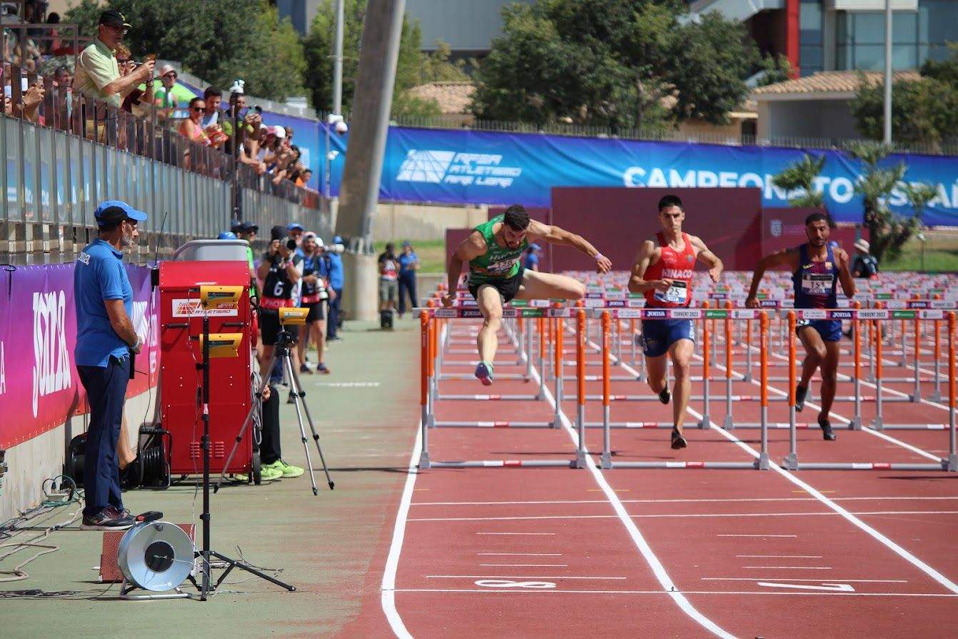 Pablo Delgado en el 110 vallas 