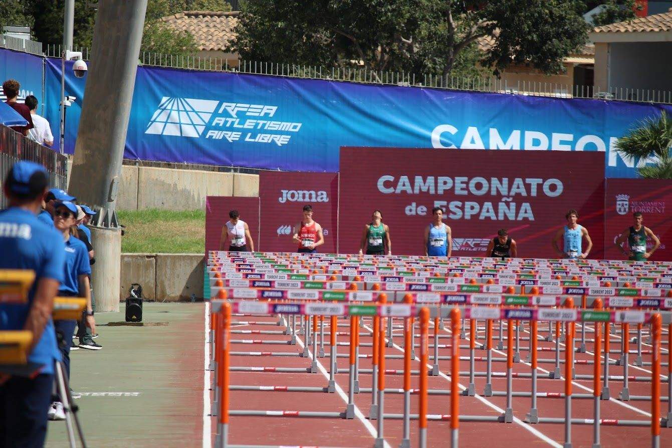 Pablo Delgado en el 110 vallas 