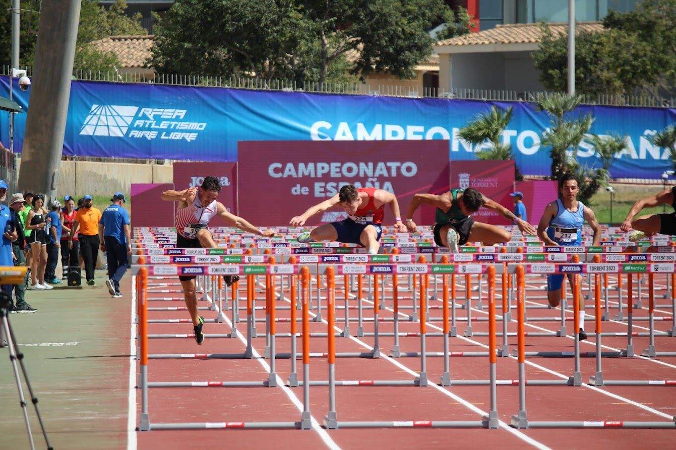 Pablo Delgado en el 110 vallas 