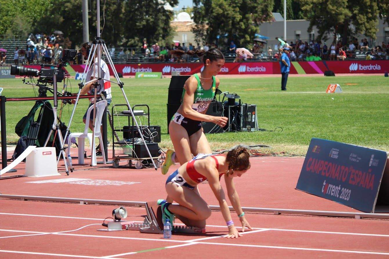 Teresa Santolaria y Ana Flores en 400 