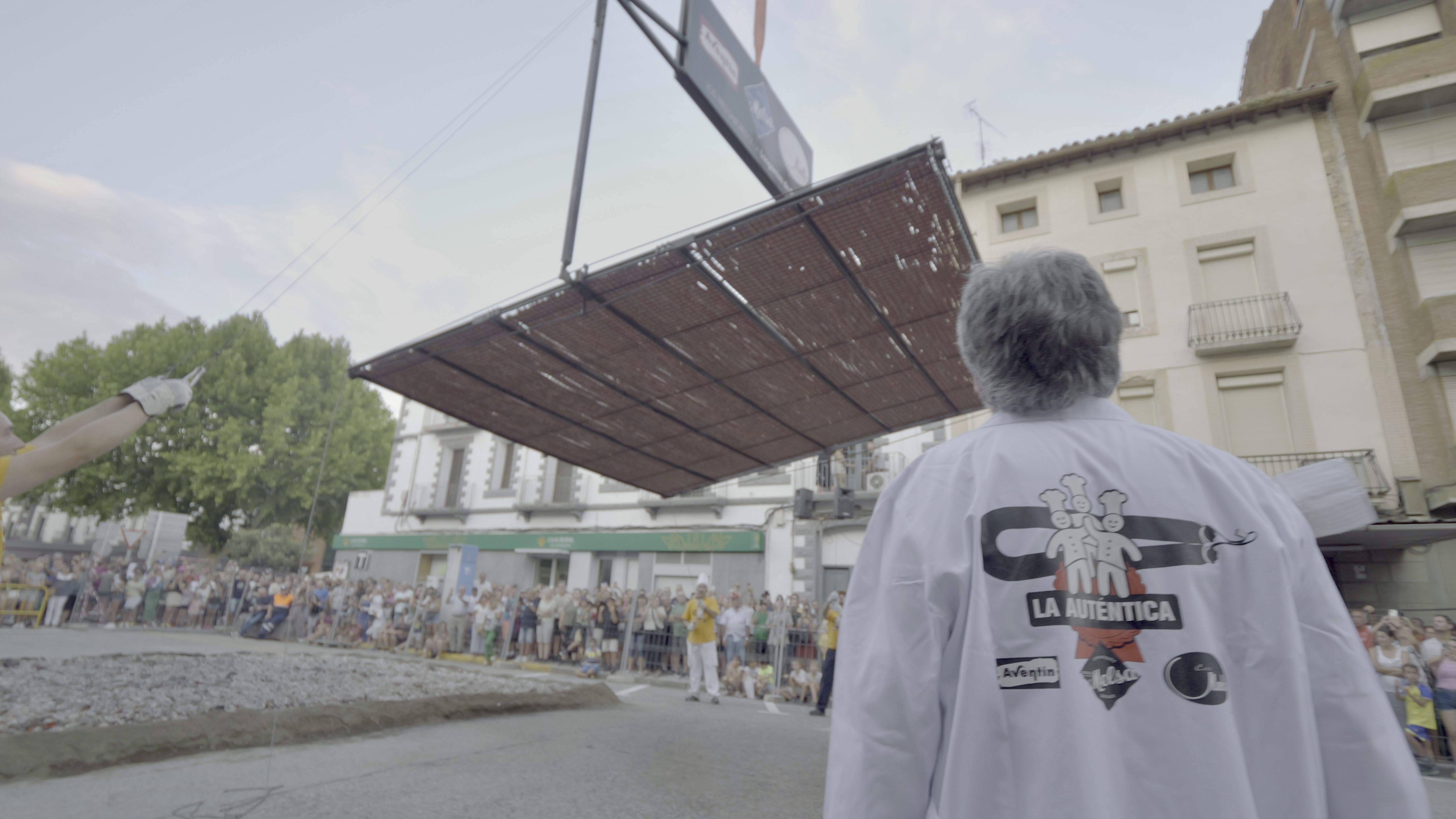 Volteo de la Longaniza en Graus. Foto Guillermo Acín | Stendhal Studio