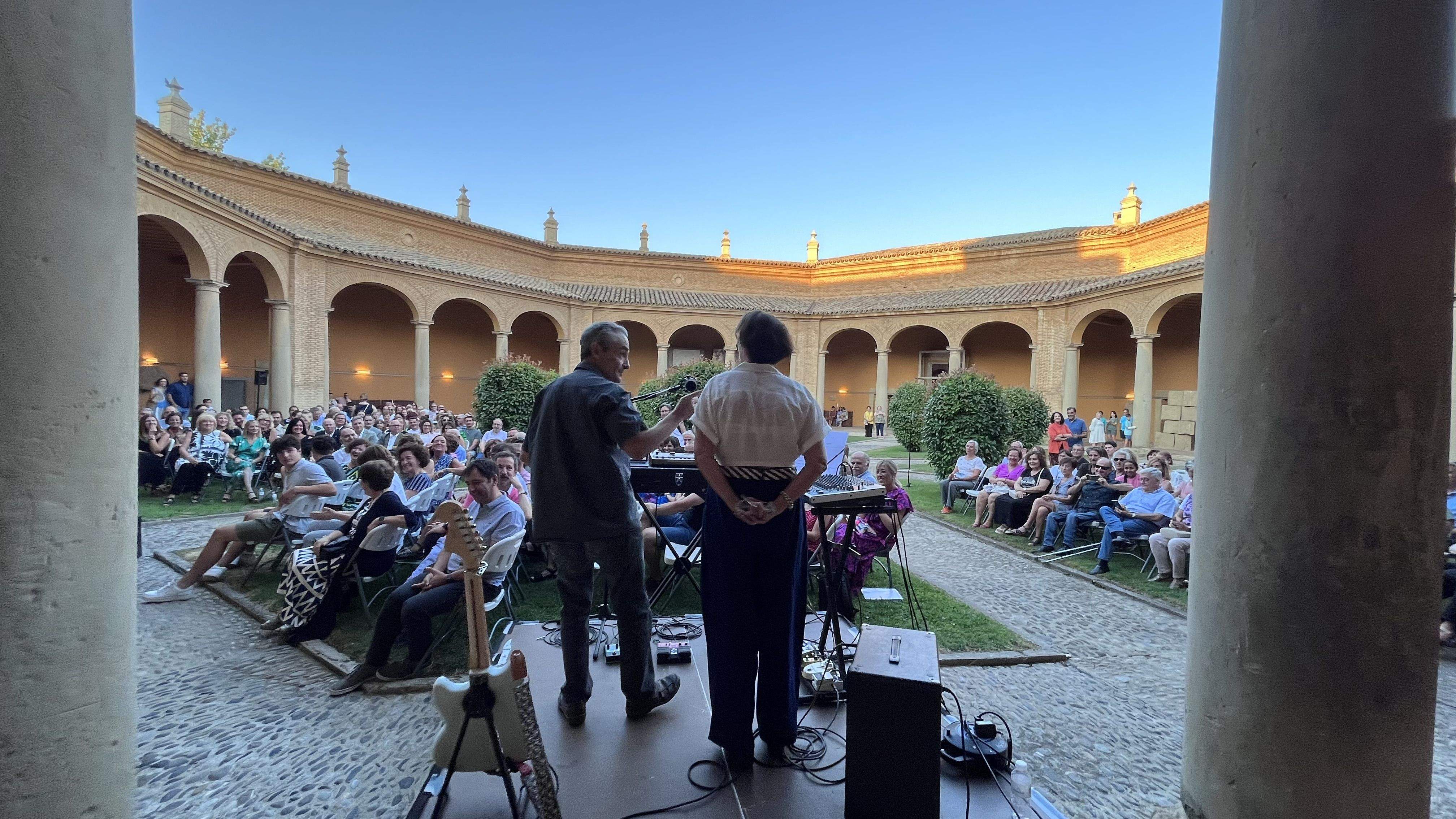  Imagen del acto de entrega de la Parrilla de Oro de la ciudad de Huesca en su pasada edición. 