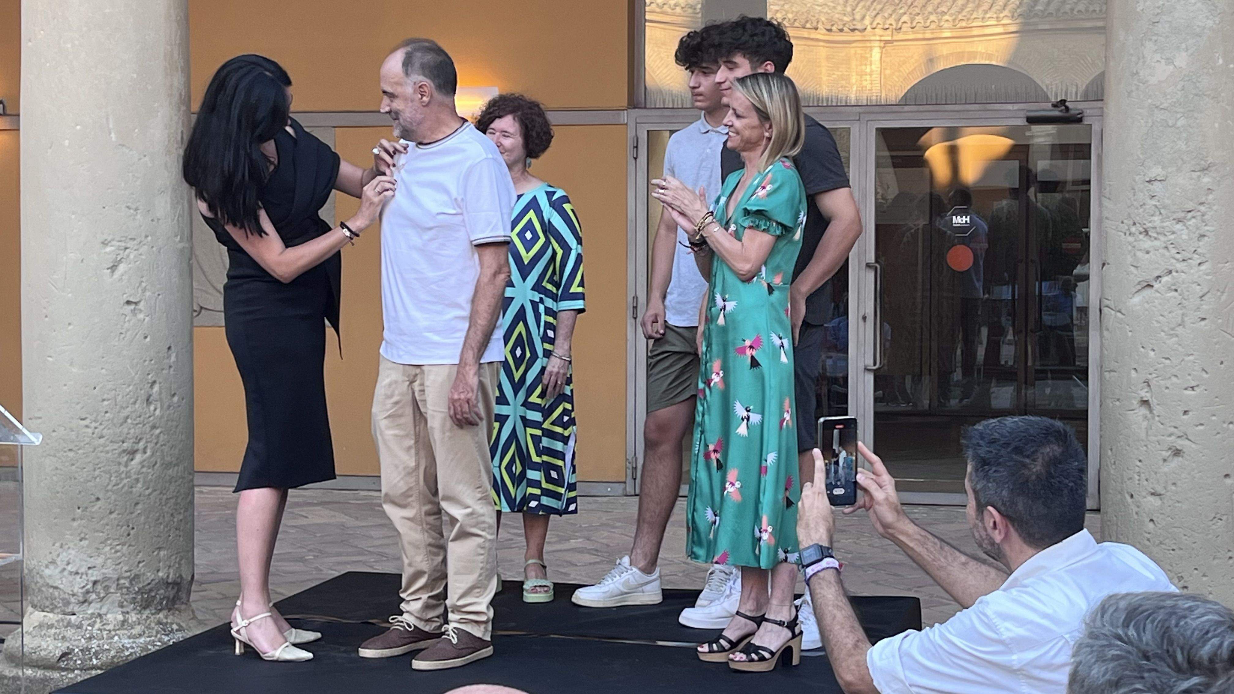  Parrilla de Oro de la ciudad de Huesca a Luis Lles y Javier Brun. Foto: Mercedes Manterola