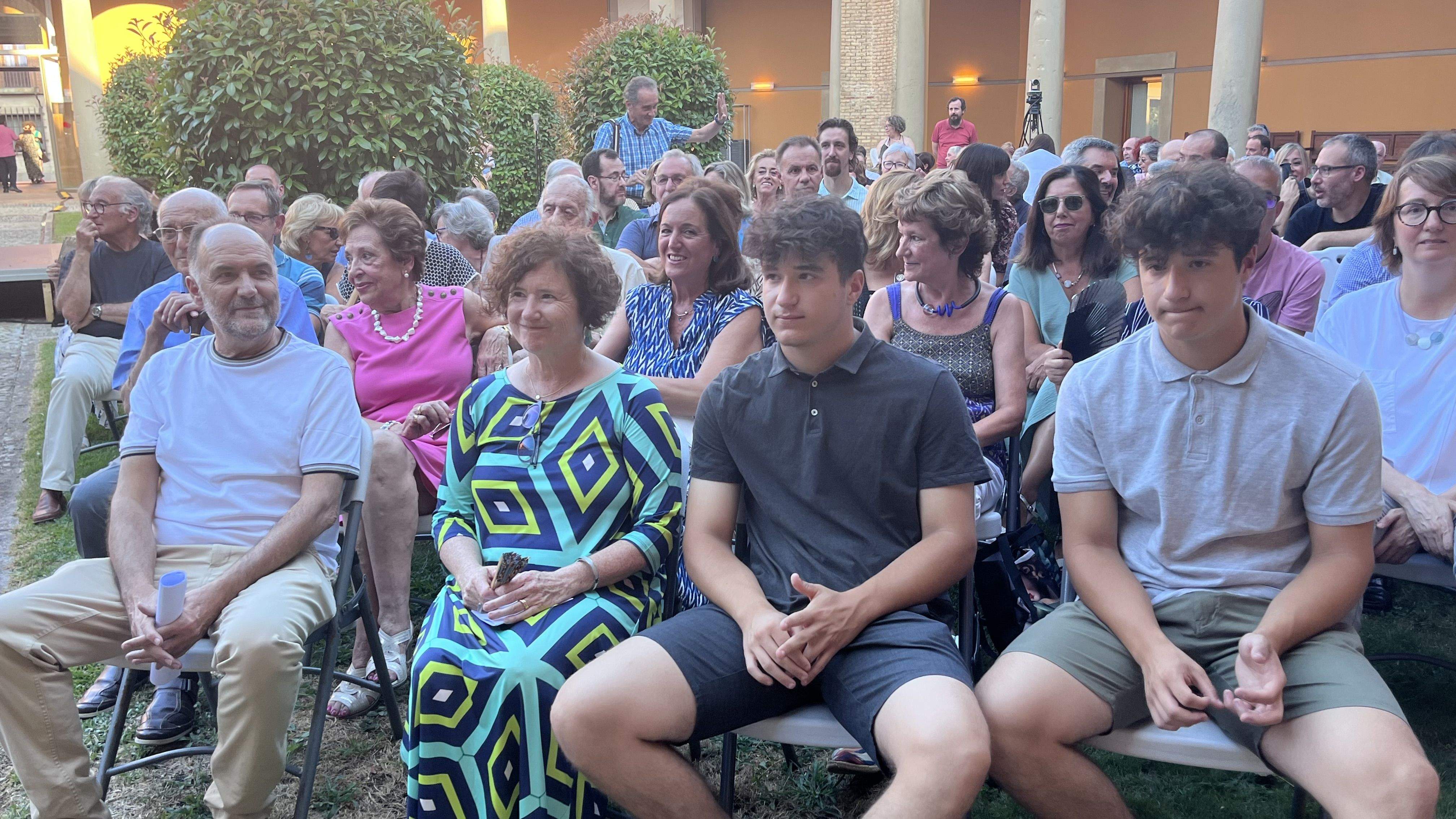  Parrilla de Oro de la ciudad de Huesca a Luis Lles y Javier Brun. Foto: Mercedes Manterola
