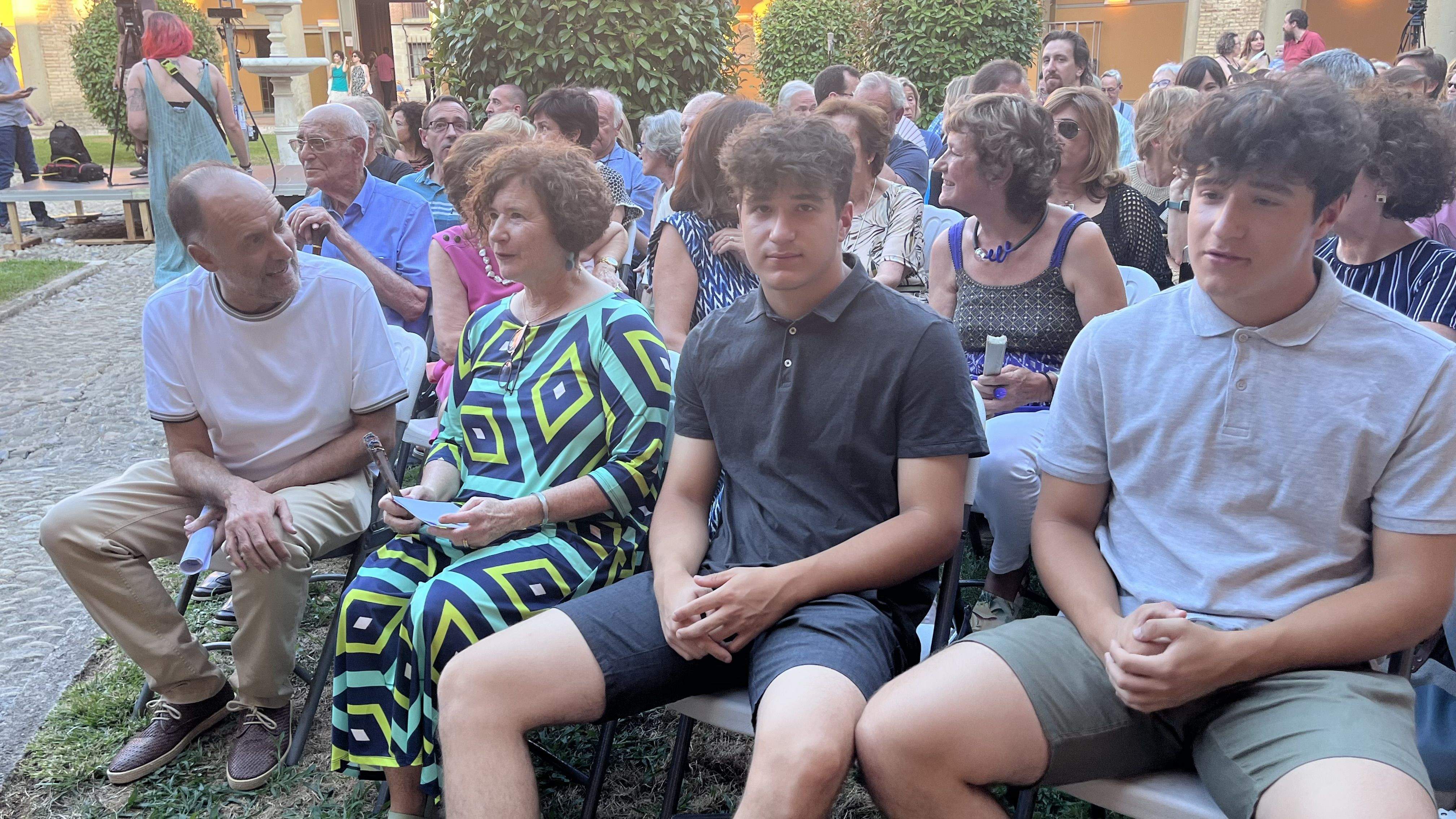  Parrilla de Oro de la ciudad de Huesca a Luis Lles y Javier Brun. Foto: Mercedes Manterola