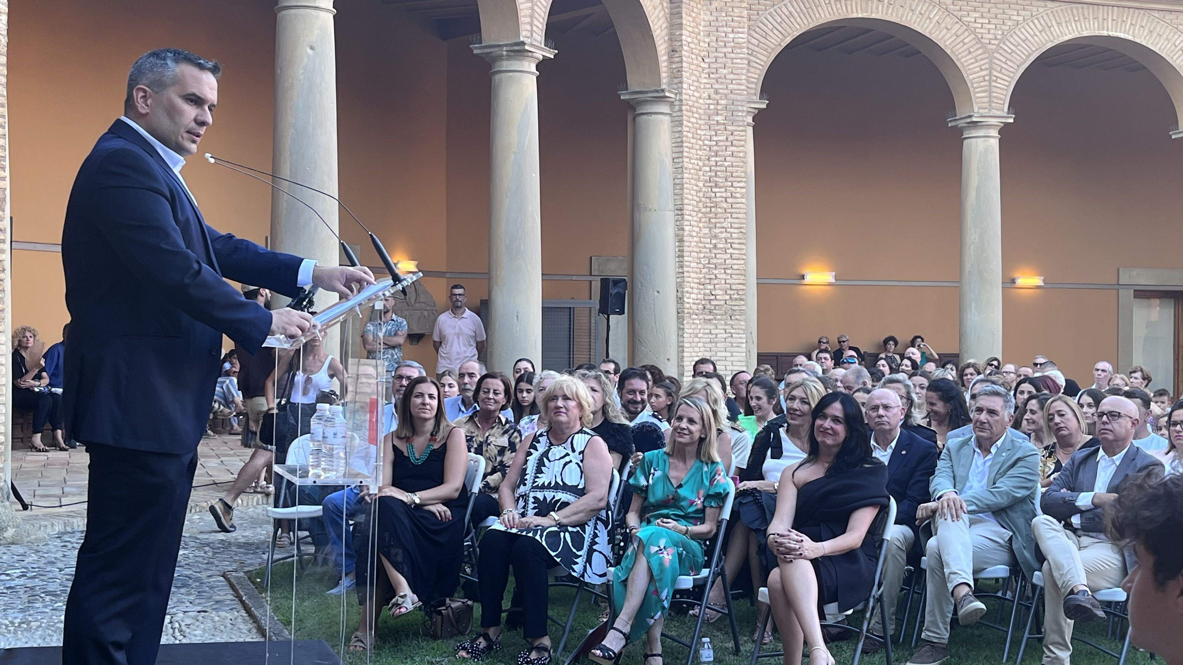  Parrilla de Oro de la ciudad de Huesca a Luis Lles y Javier Brun. Foto: Mercedes Manterola