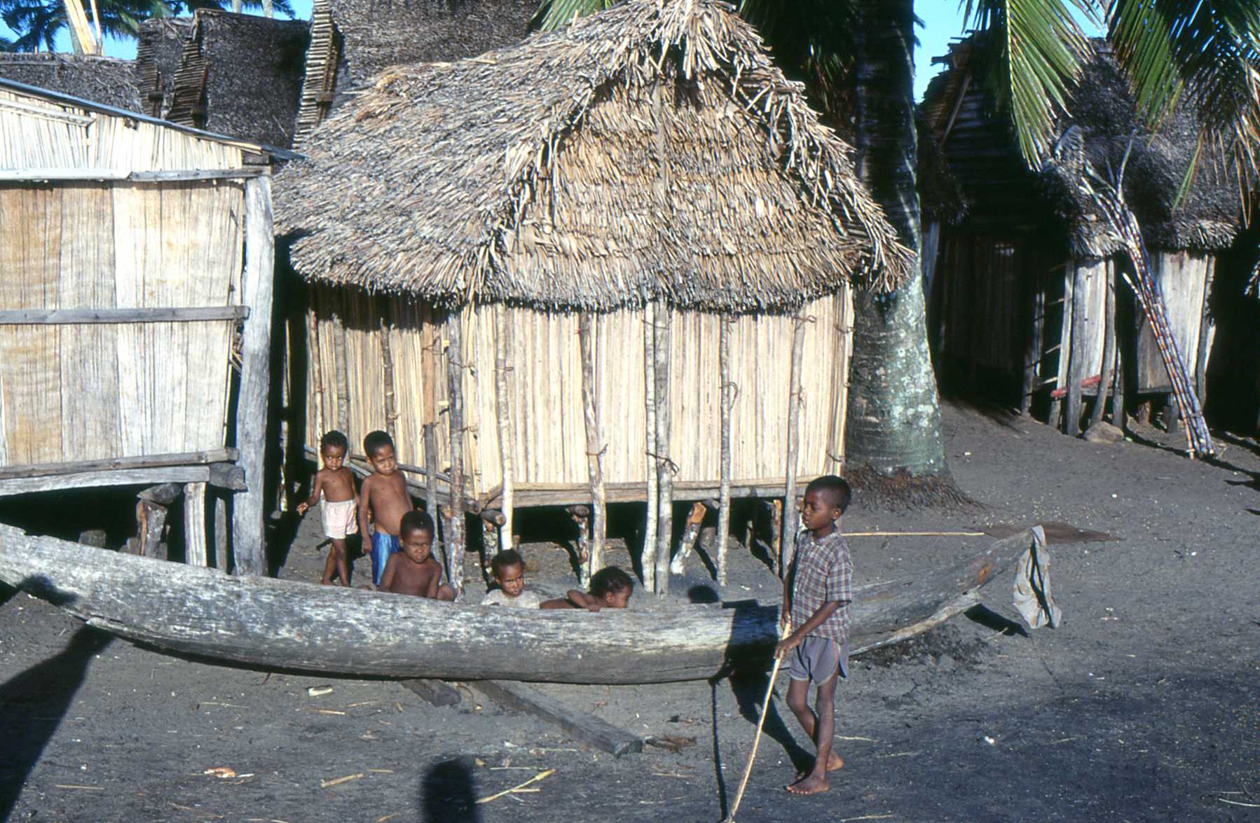 Imágenes del viaje de Marco Pascual por el canal de Pangalanes, en Madagascar