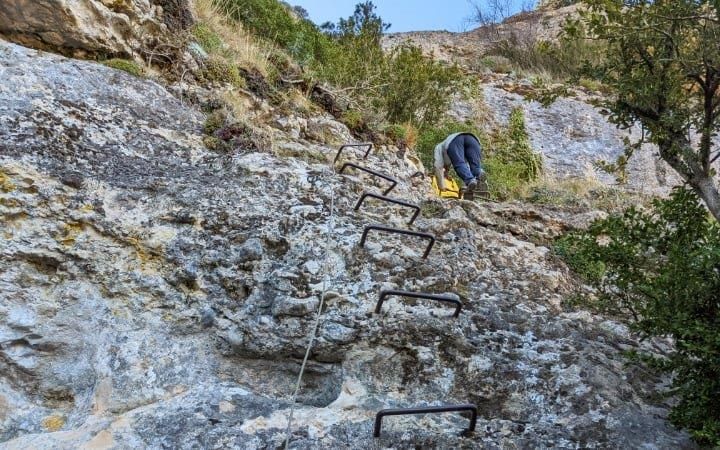 Primer tramo de las grapas del Salto de Roldán