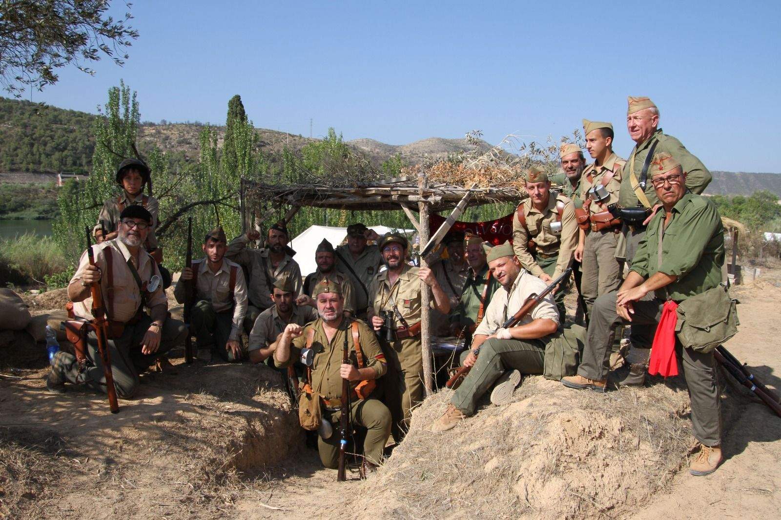 Conmemoración en Fayón del 85 aniversario de la Batalla del Ebro. Foto Carlos Neofato