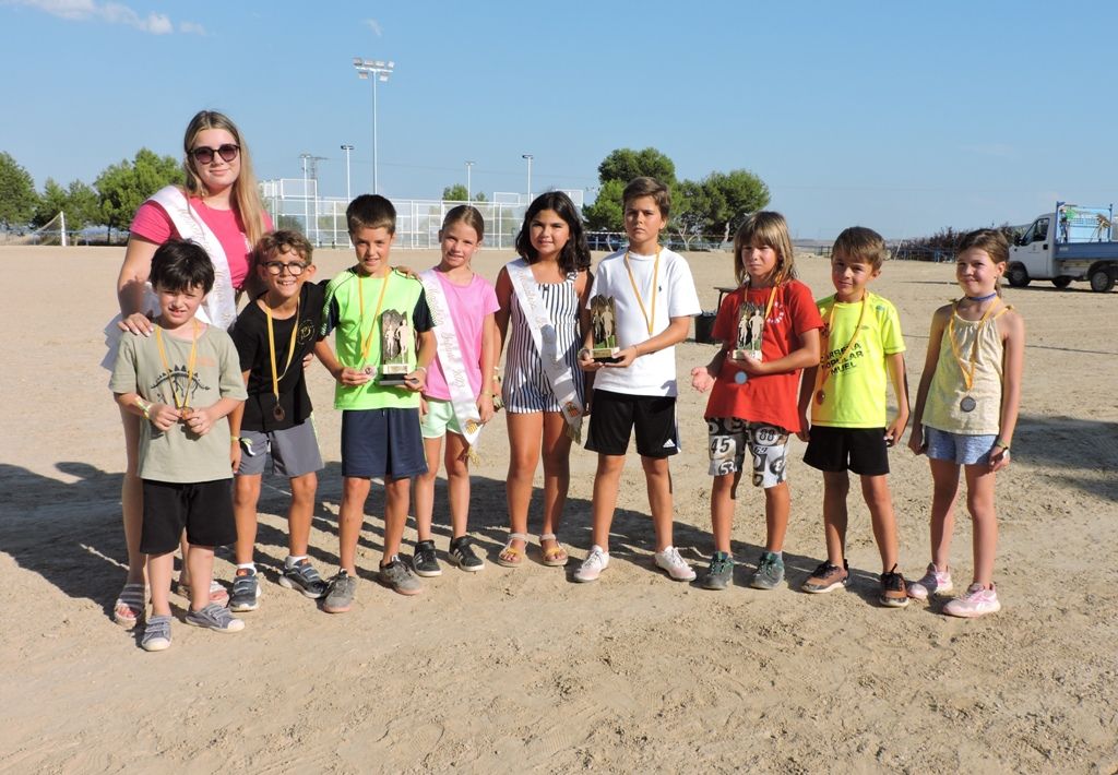 Niños y niñas de 1º, 2º y 3º de Primaria