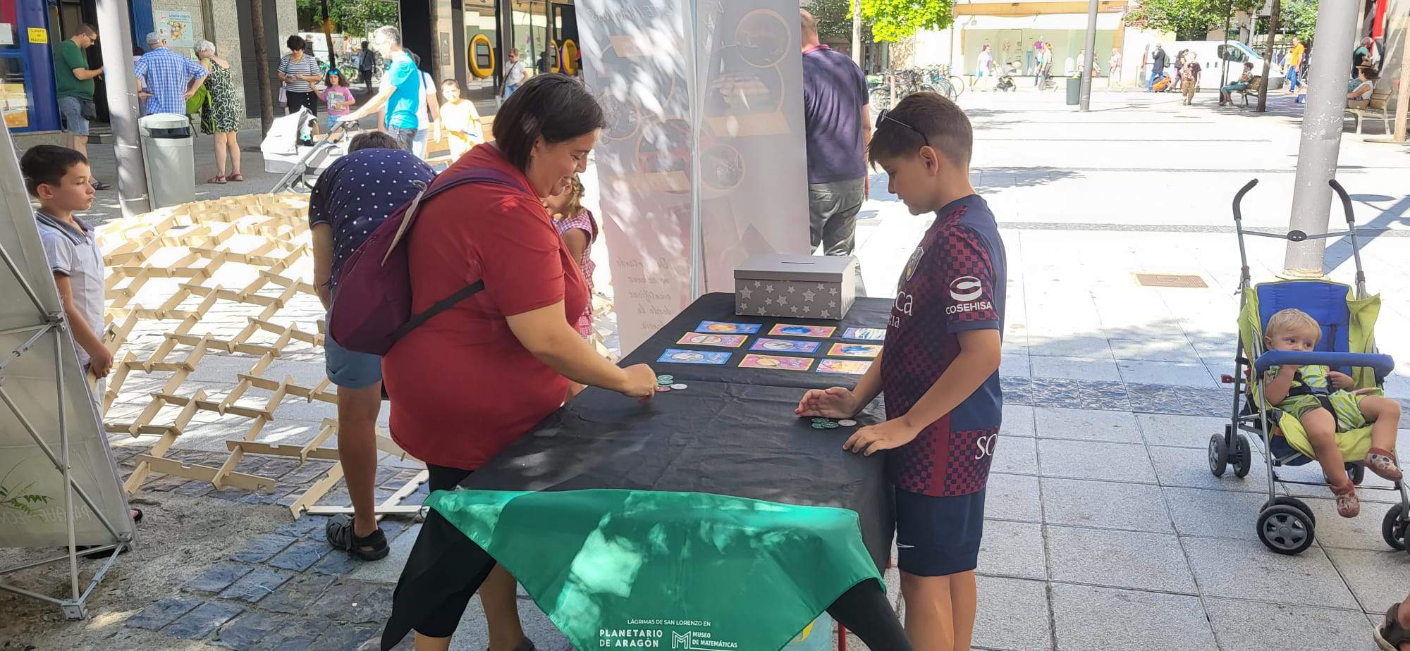 Actividad del Planetario y Museo de las Matemáticas en Concepción Arenal.