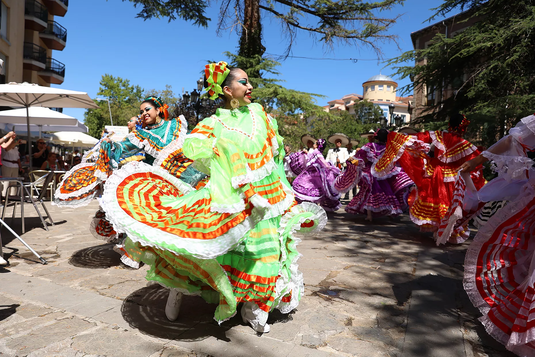Conjunto Folclórico «Guadalupe Omexochitl» – México 