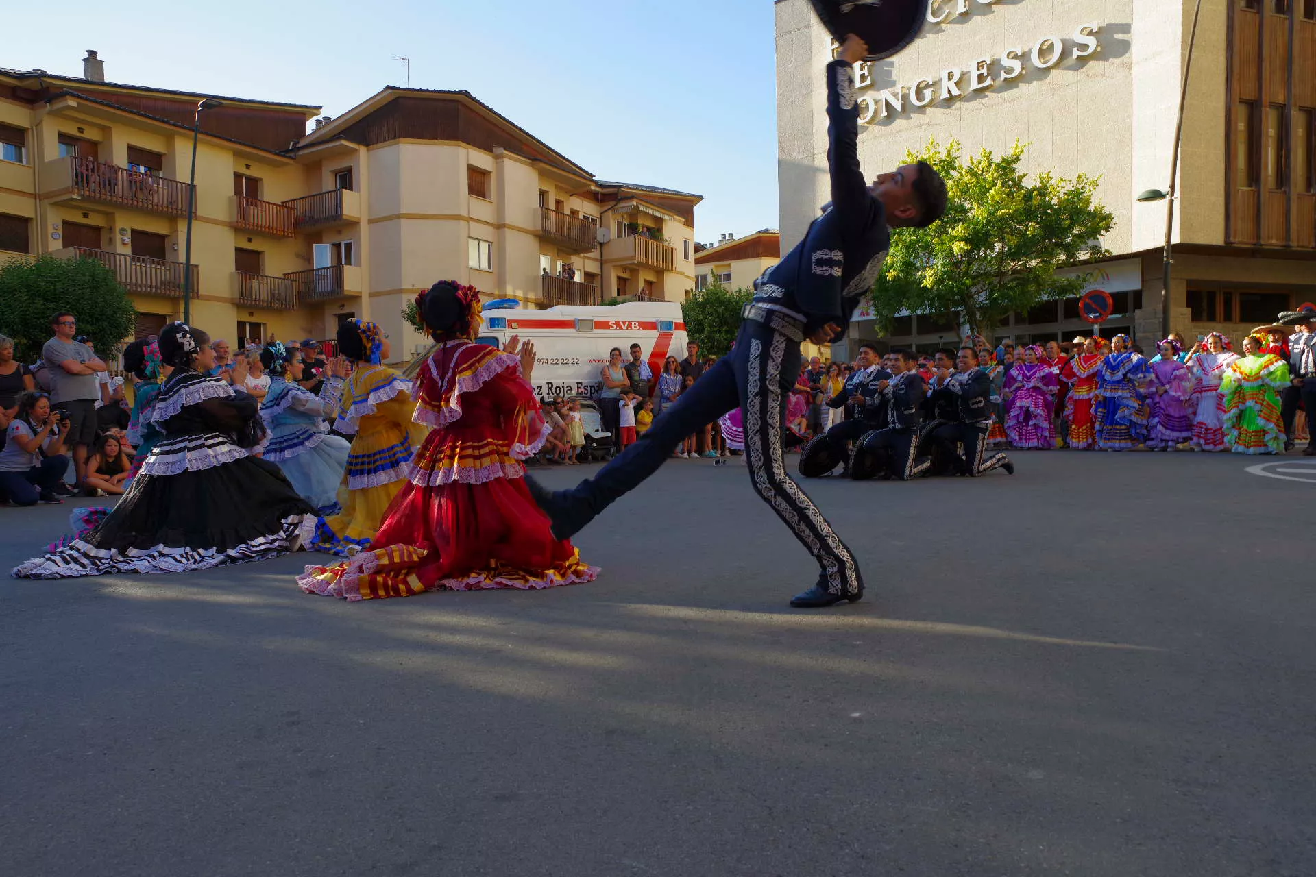 Festival Folklórico de los Pirineos