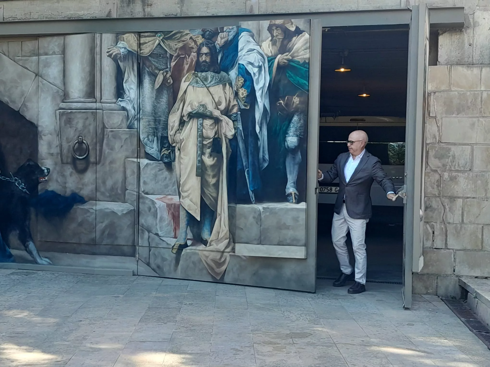 Réplica del cuadro de La campana de Huesca de Edd Bhurton. Foto Myriam Martínez