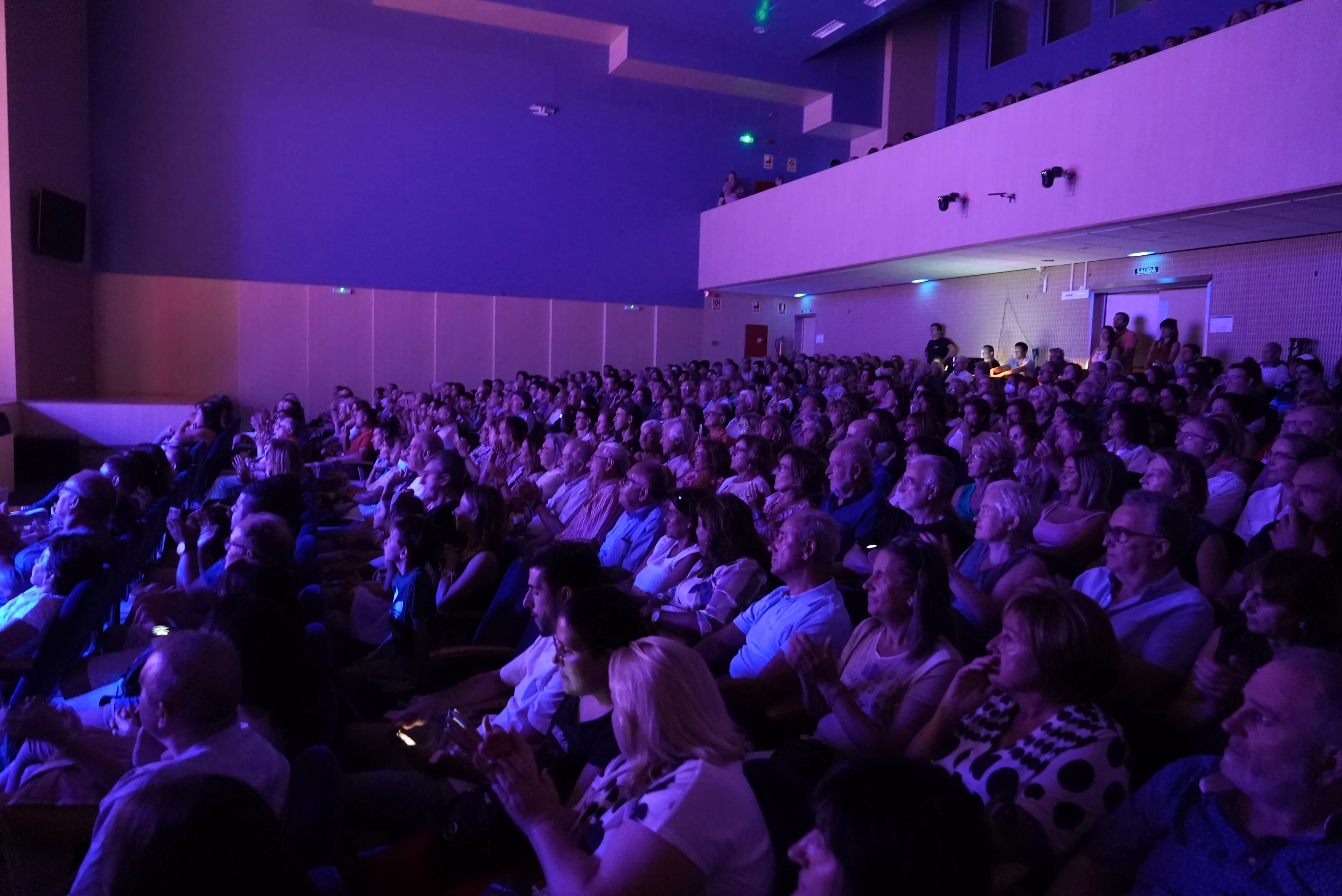 Llenazo para ver al Circo Acrobático en el Festival del Vino Somontano.