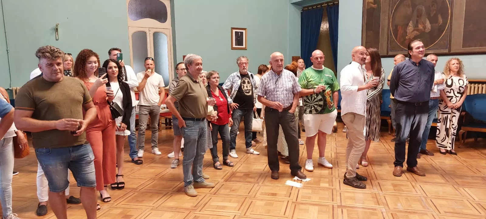 Imágenes de la presentación de El Rotomotor de Virgilio Aljama en Huesca.