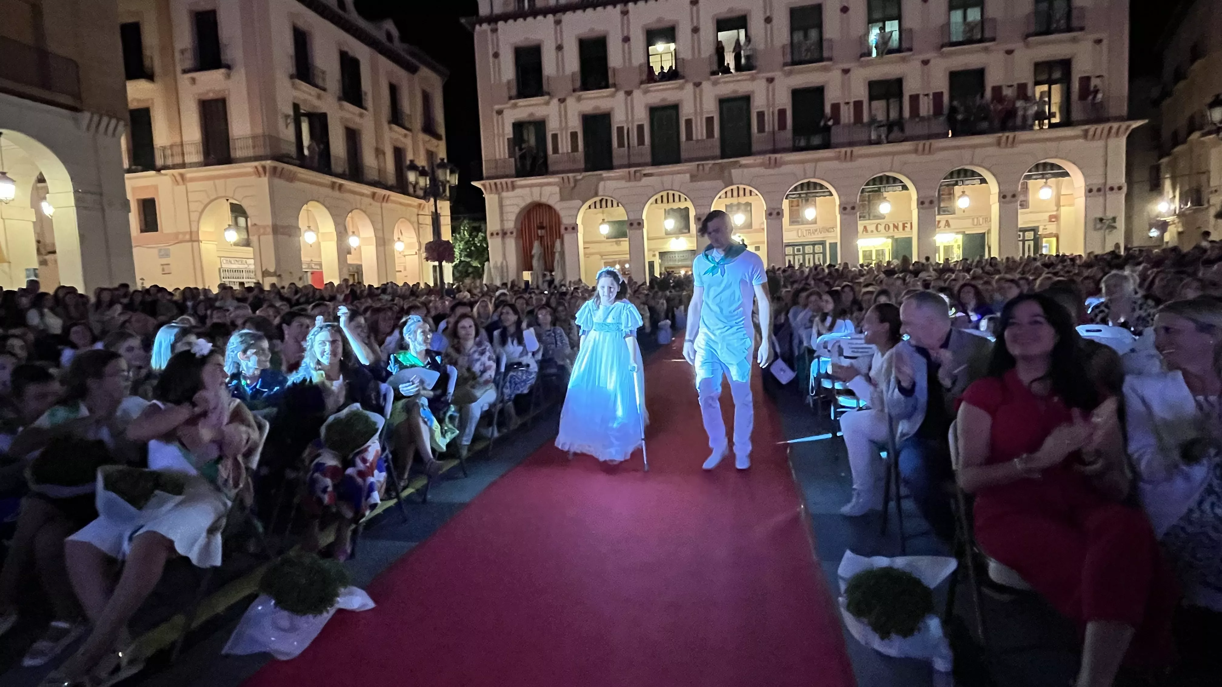 Presentación de las mairalesas de Huesca. Foto: Mercedes Manterola