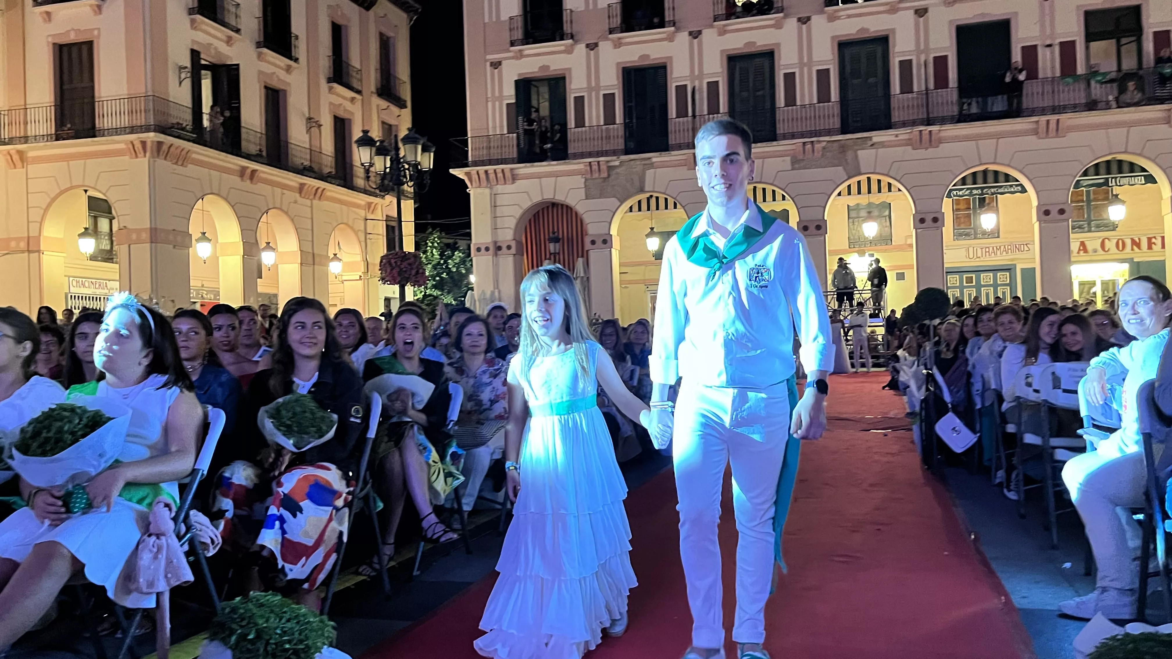 Presentación de las mairalesas de Huesca. Foto: Mercedes Manterola